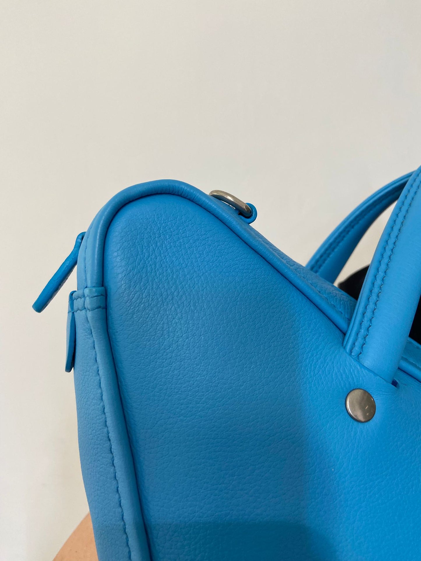 Balenciaga triangle duffle small 三角袋
