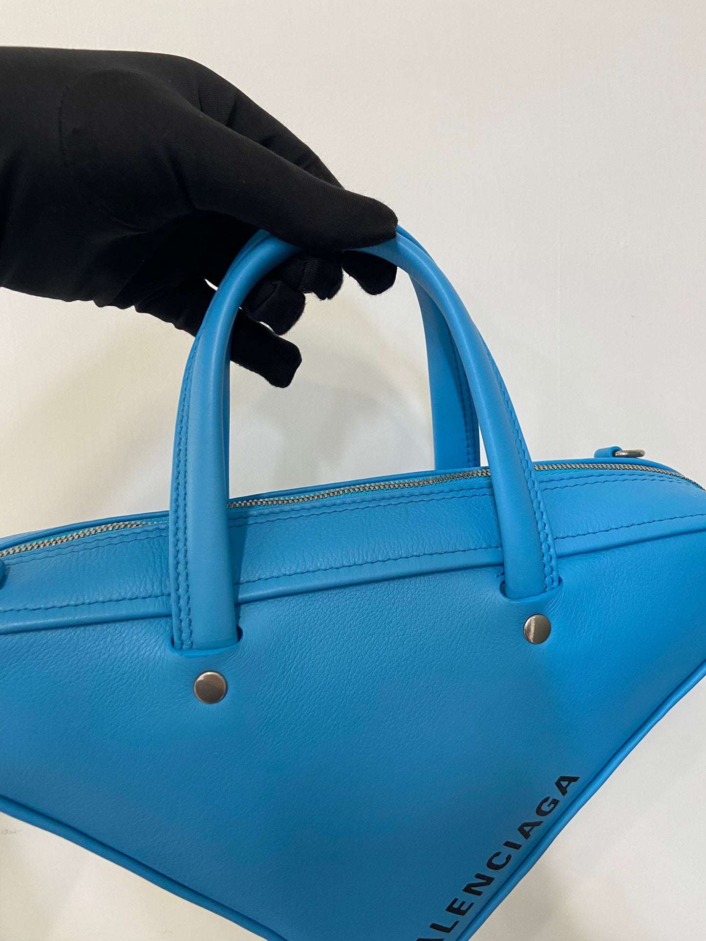 Balenciaga triangle duffle small 三角袋
