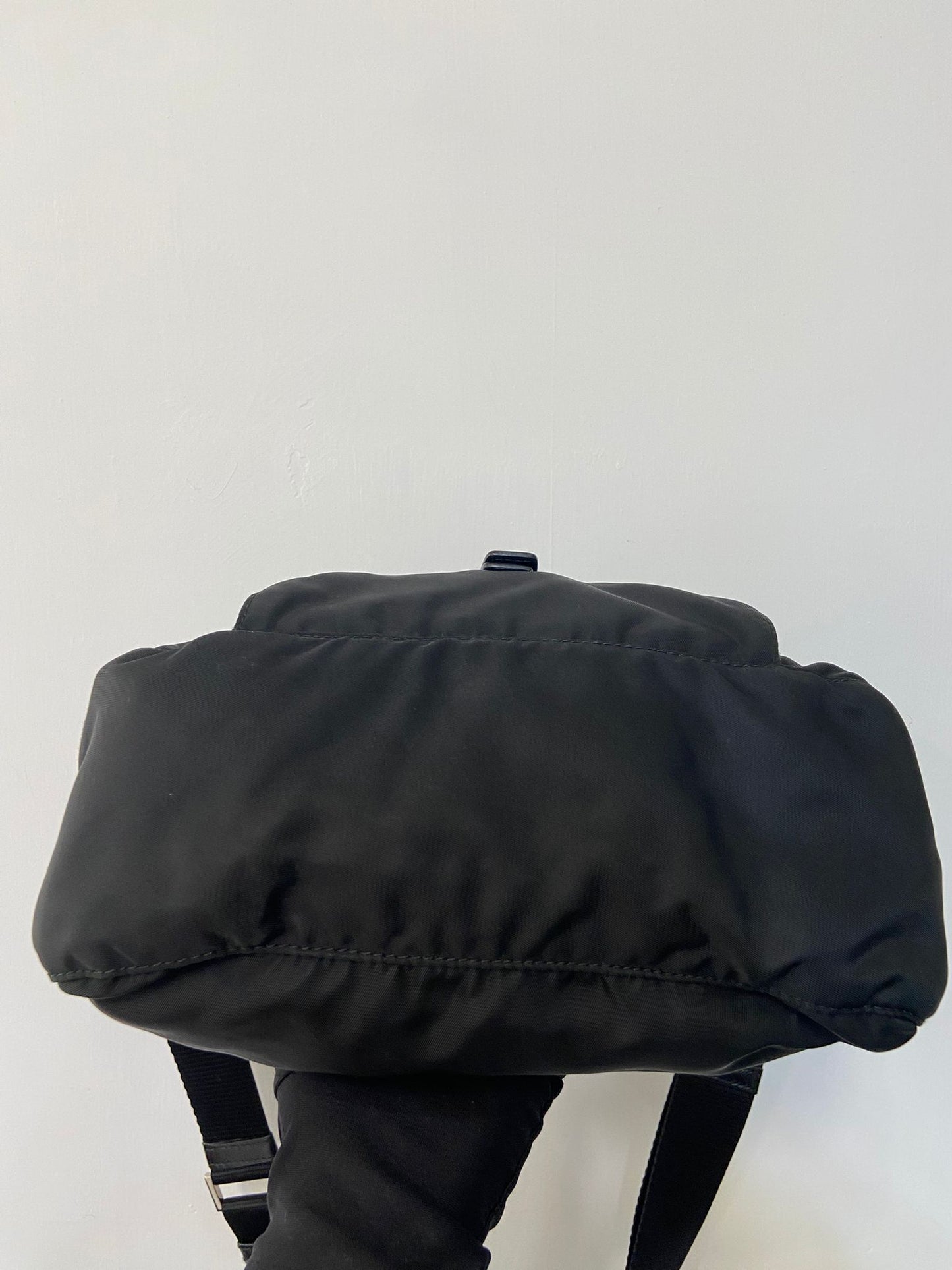 Prada 黑色斜孭袋