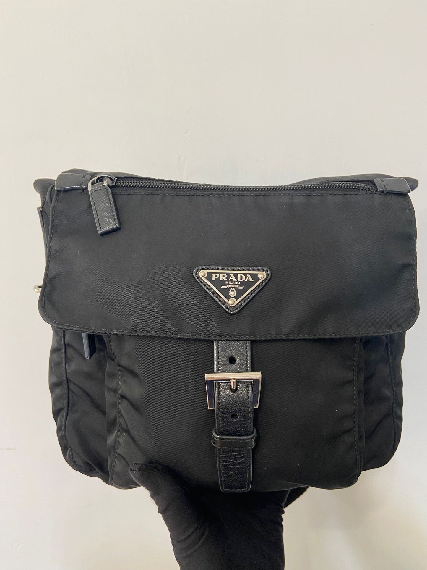 Prada 黑色斜孭袋