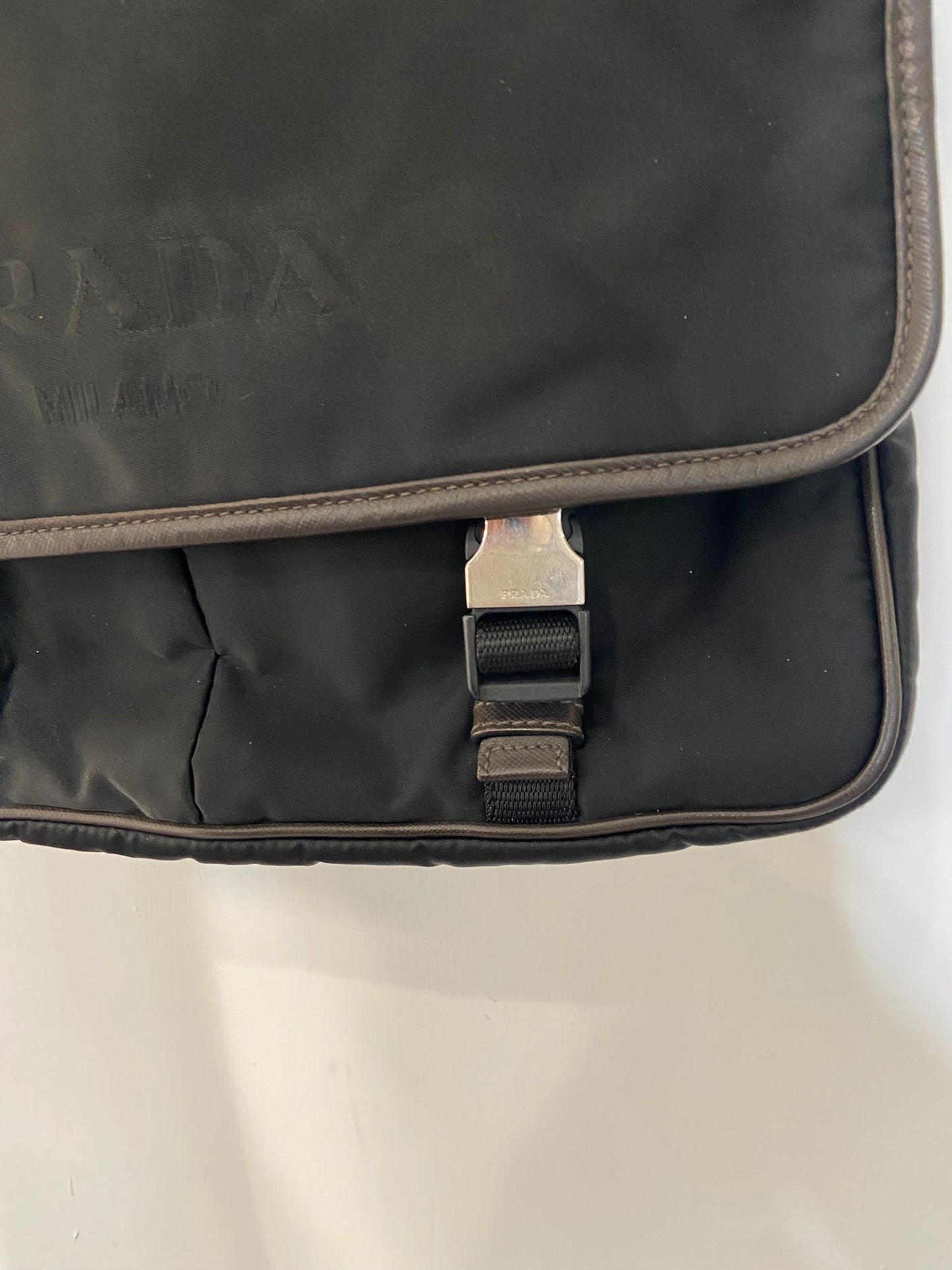 Prada 黑色 黑logo 字斜孭袋
