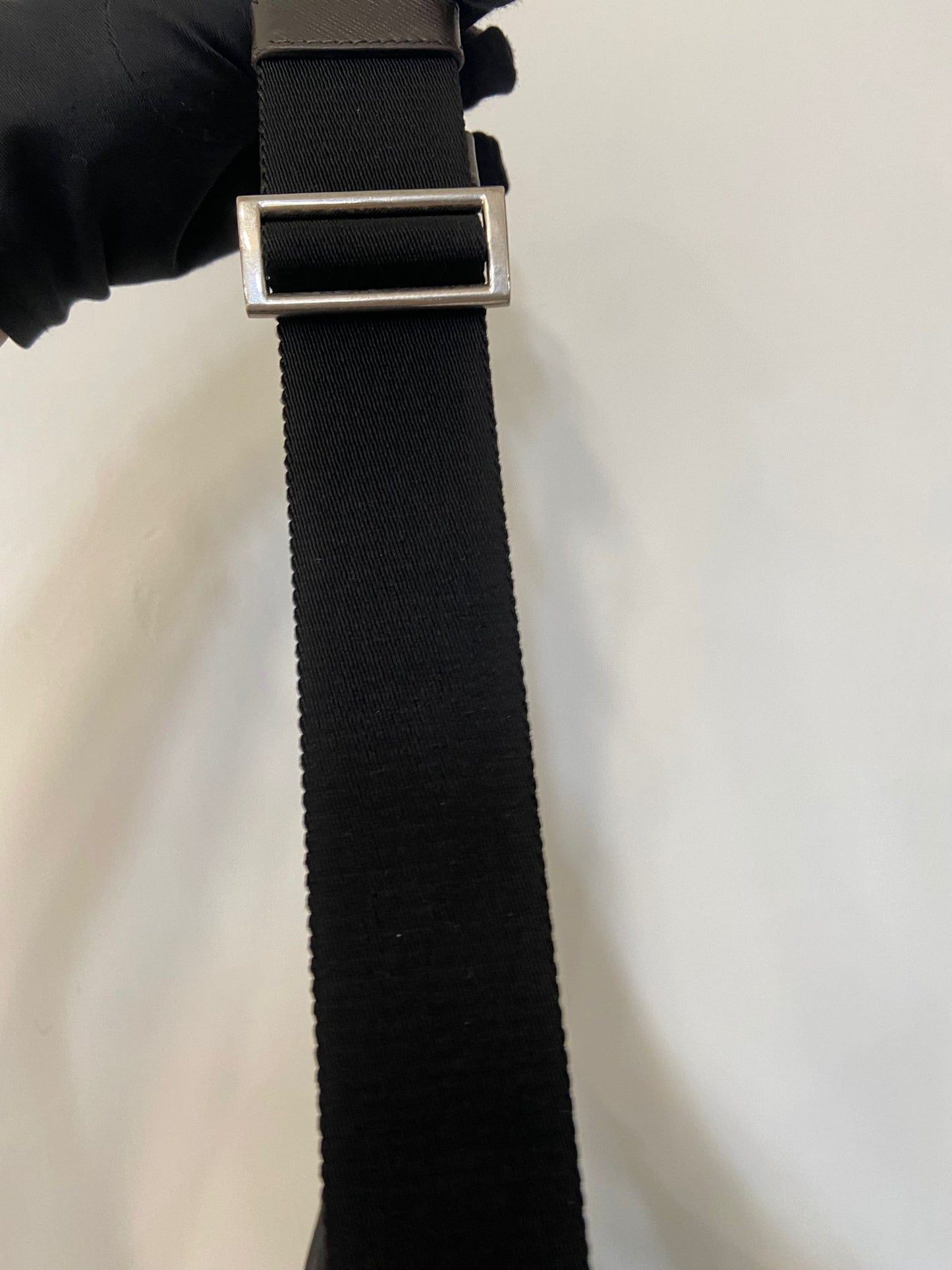 Prada 黑色 黑logo 字斜孭袋
