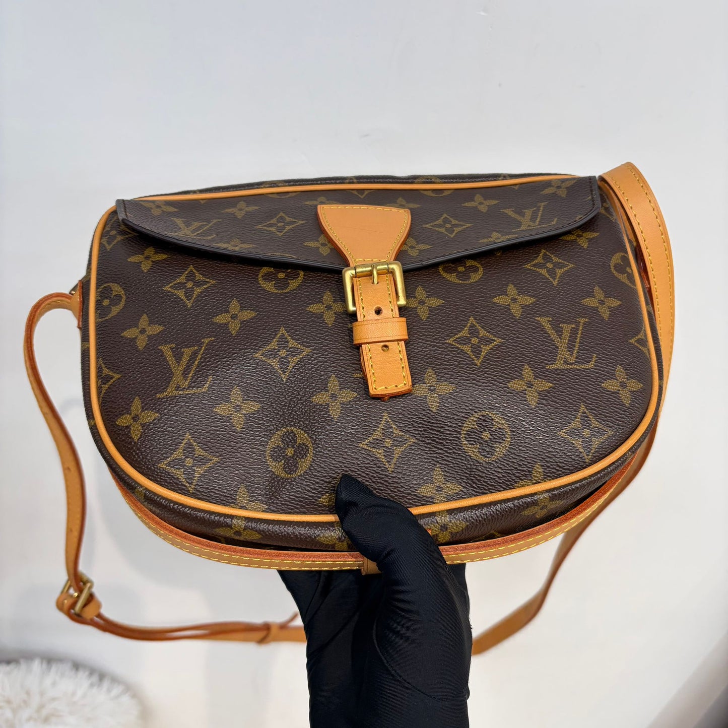 LV 老花馬鞍包