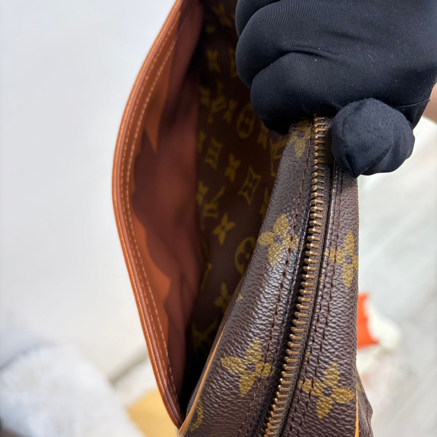LV 老花馬鞍包