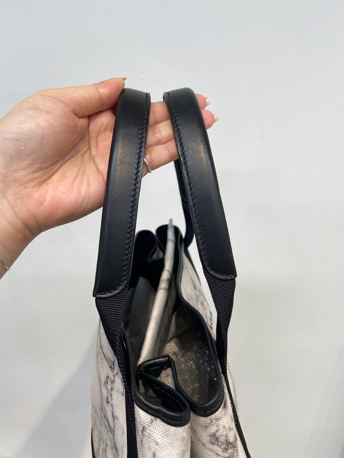 Balenciaga Cabas Tote 連pouch