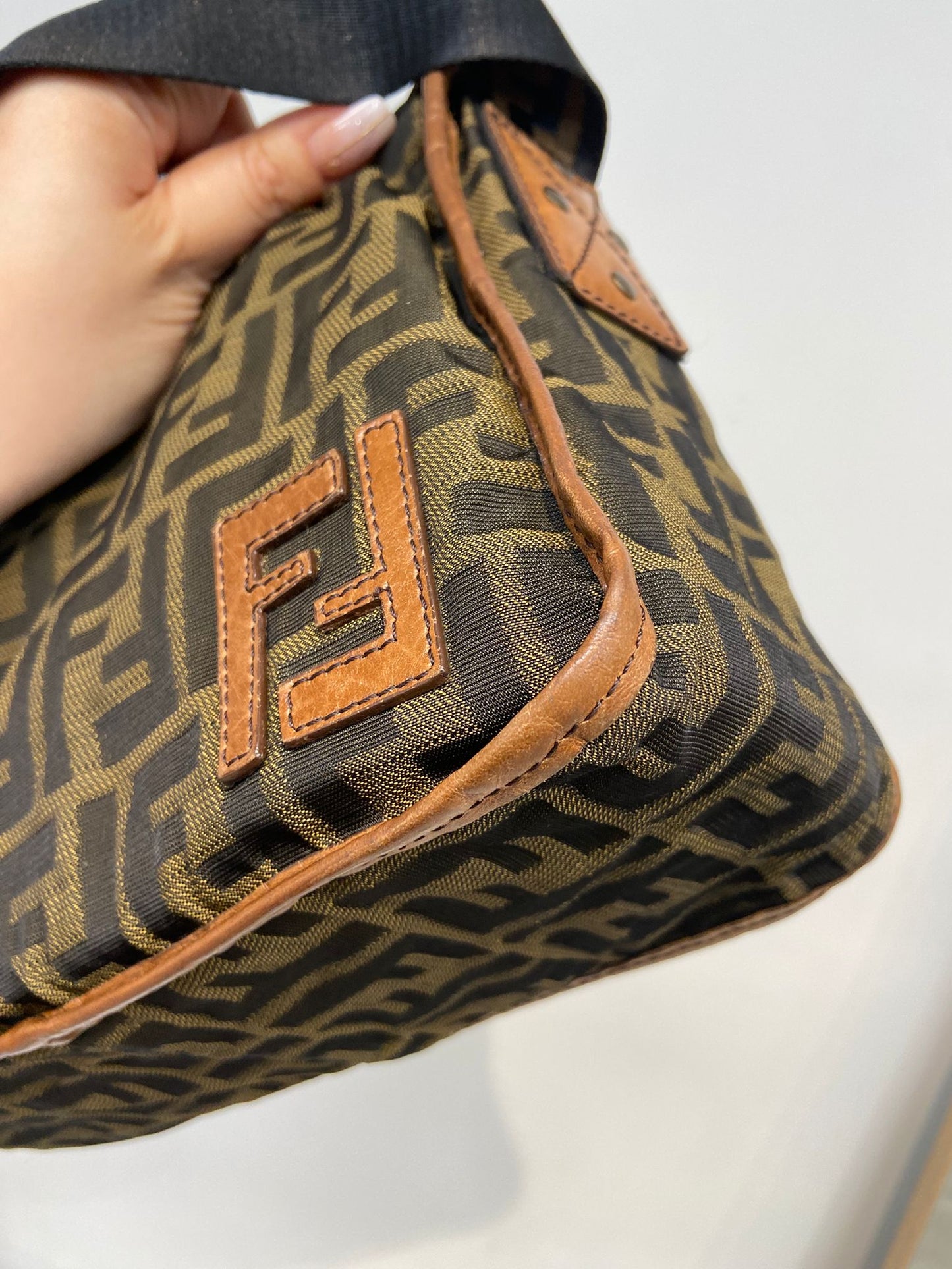 FENDI FF 老花 斜孭袋