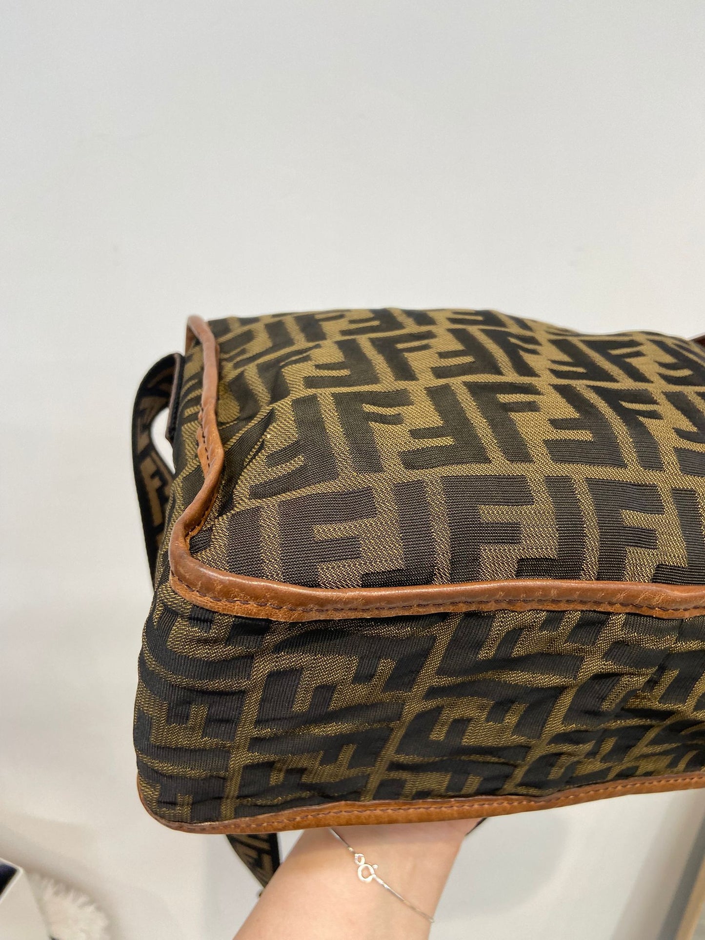 FENDI FF 老花 斜孭袋