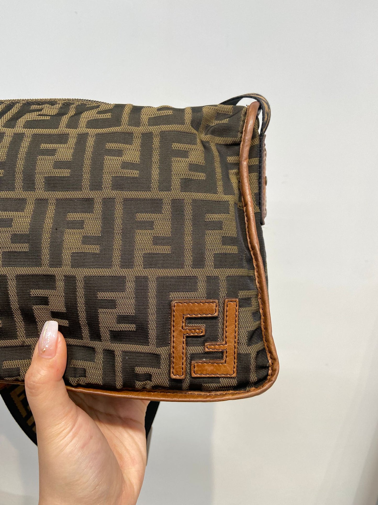 FENDI FF 老花 斜孭袋