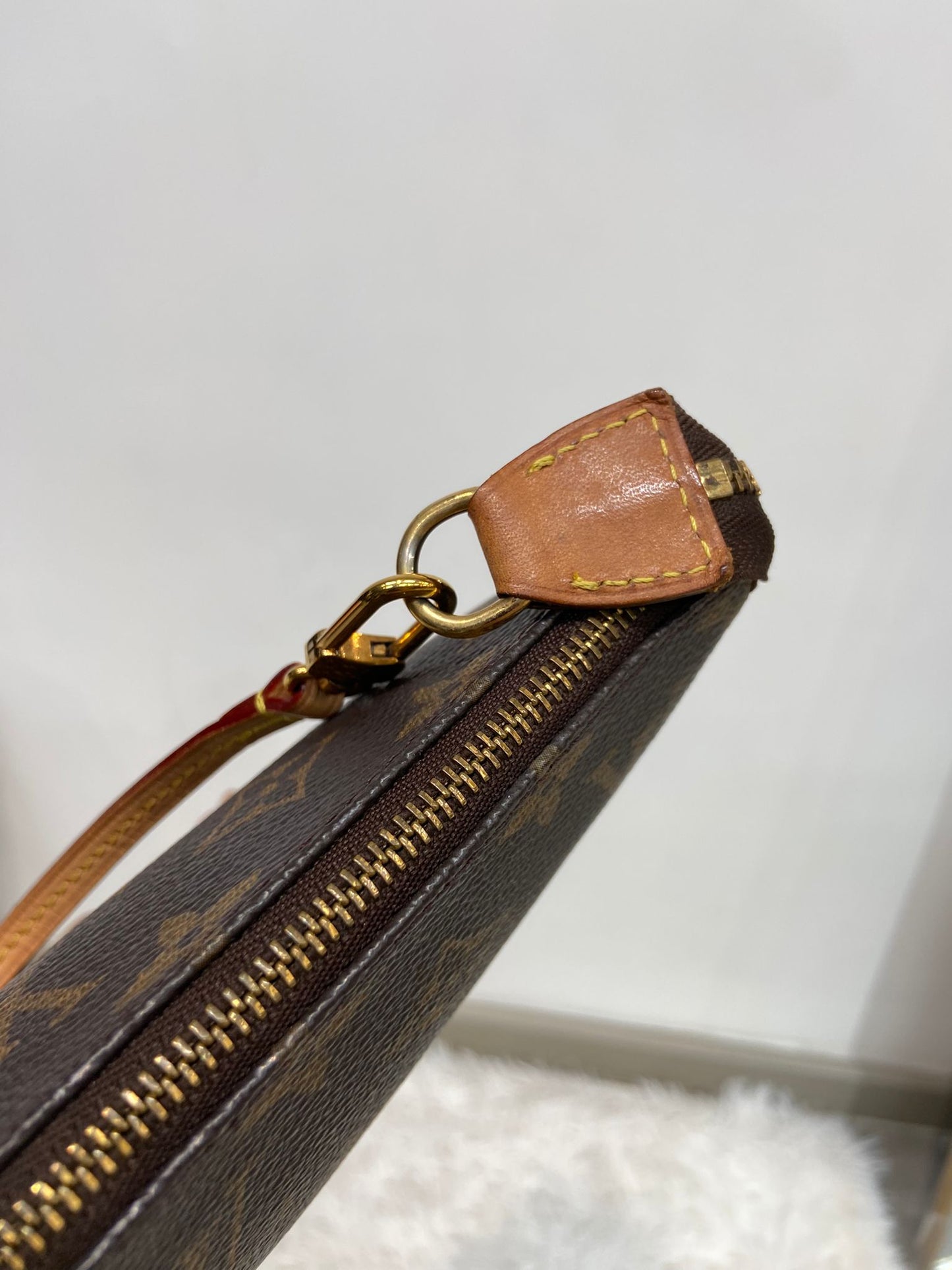 LV 麻將袋 Pochette Accessoires Monogram