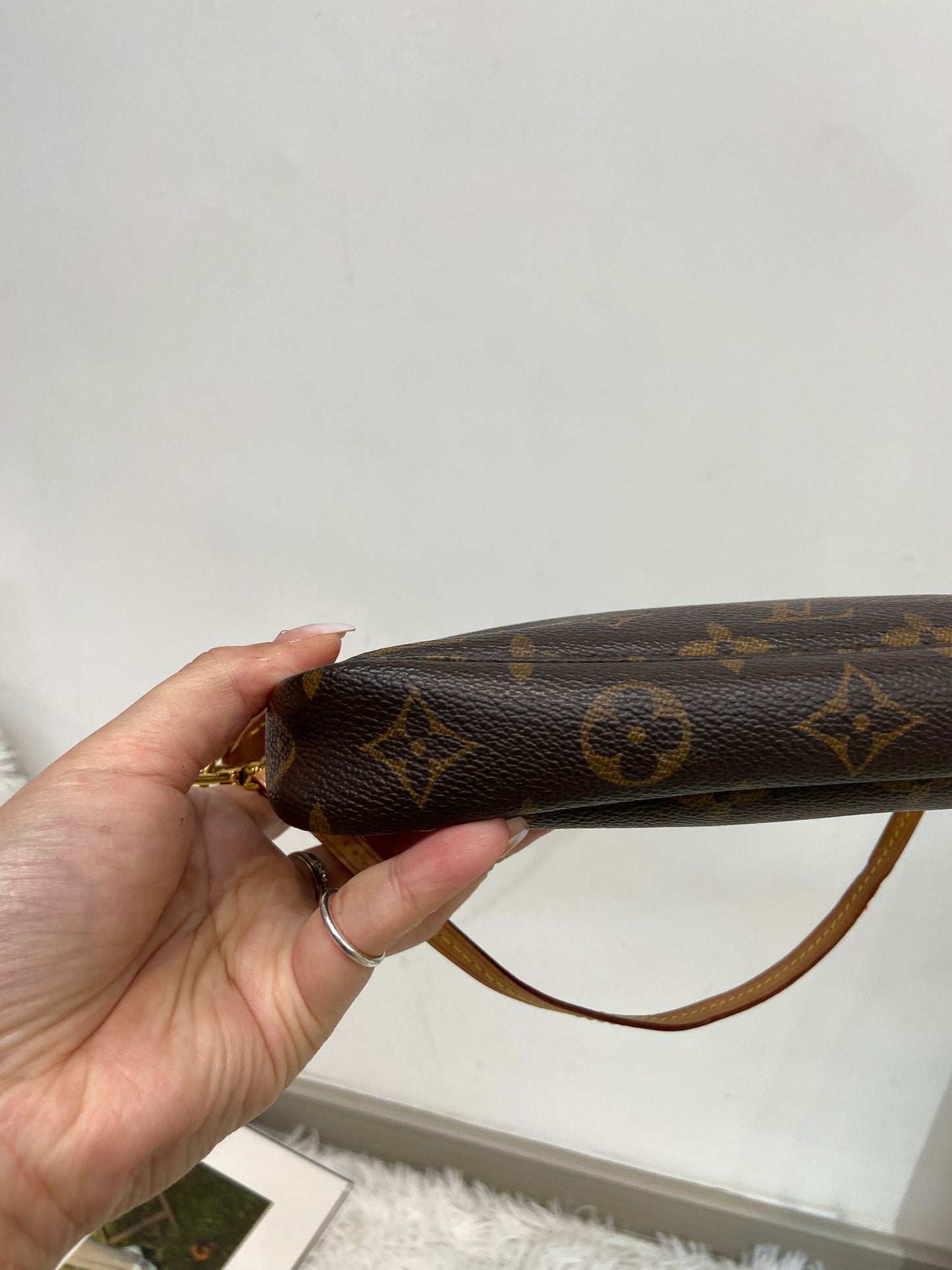 LV 麻將袋 Pochette Accessoires Monogram