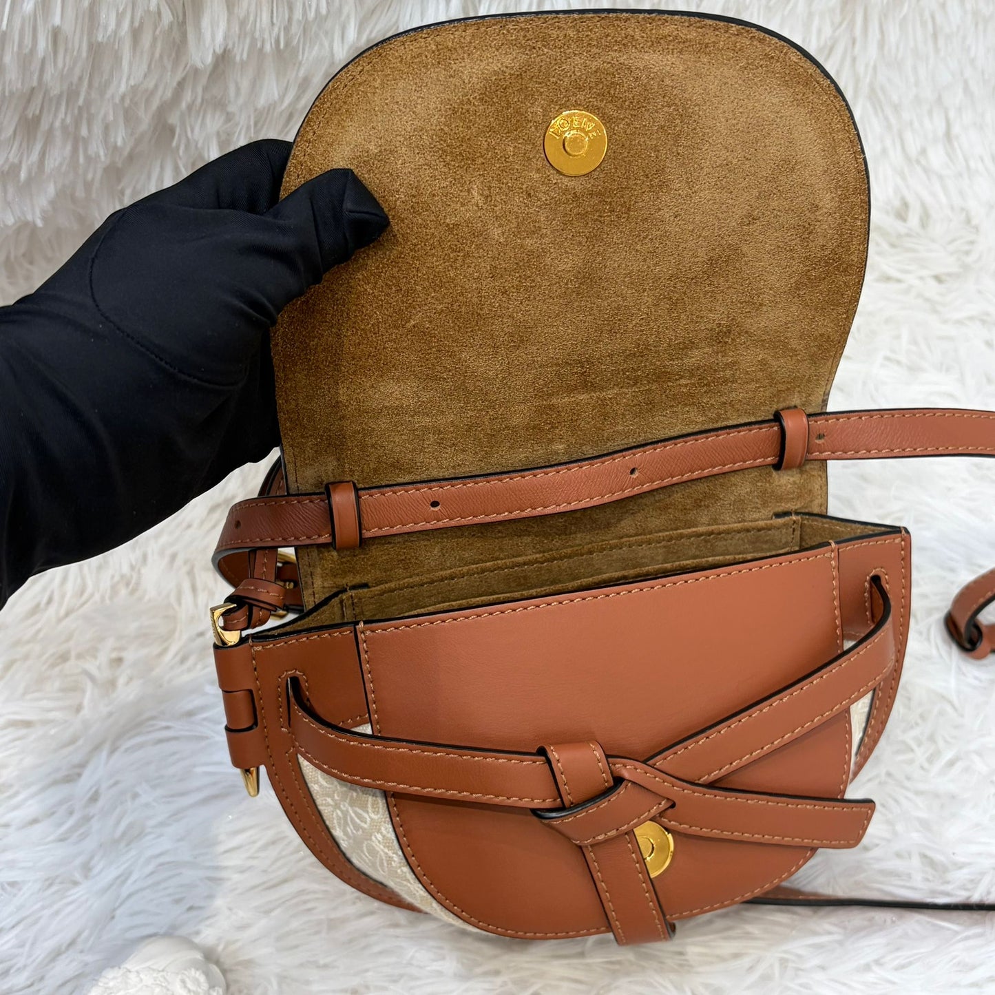 LOEWE mini gate