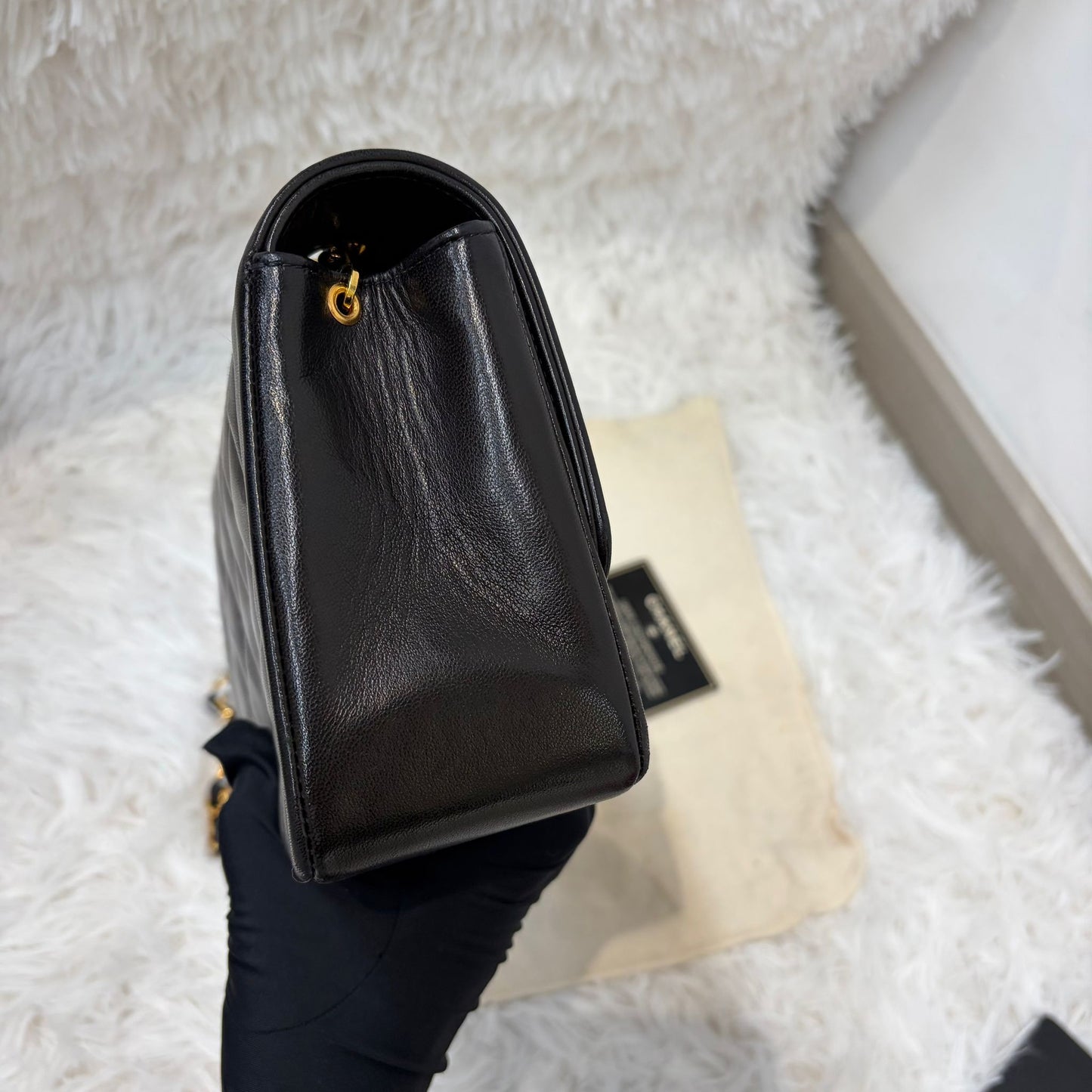 Chanel 黑金Diana 22