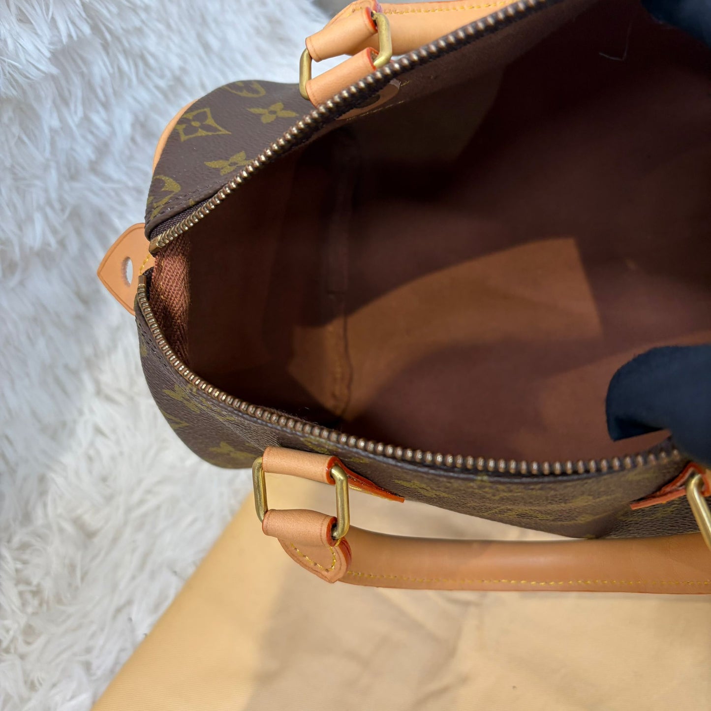 LV Speedy 25