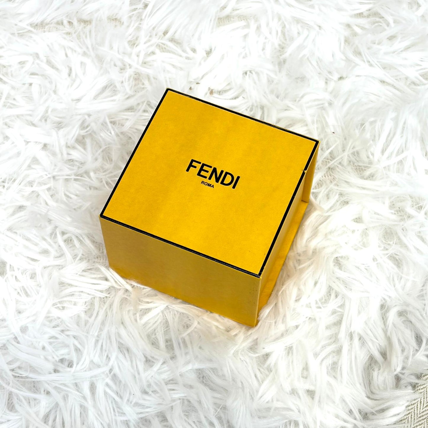 Fendi 戒指