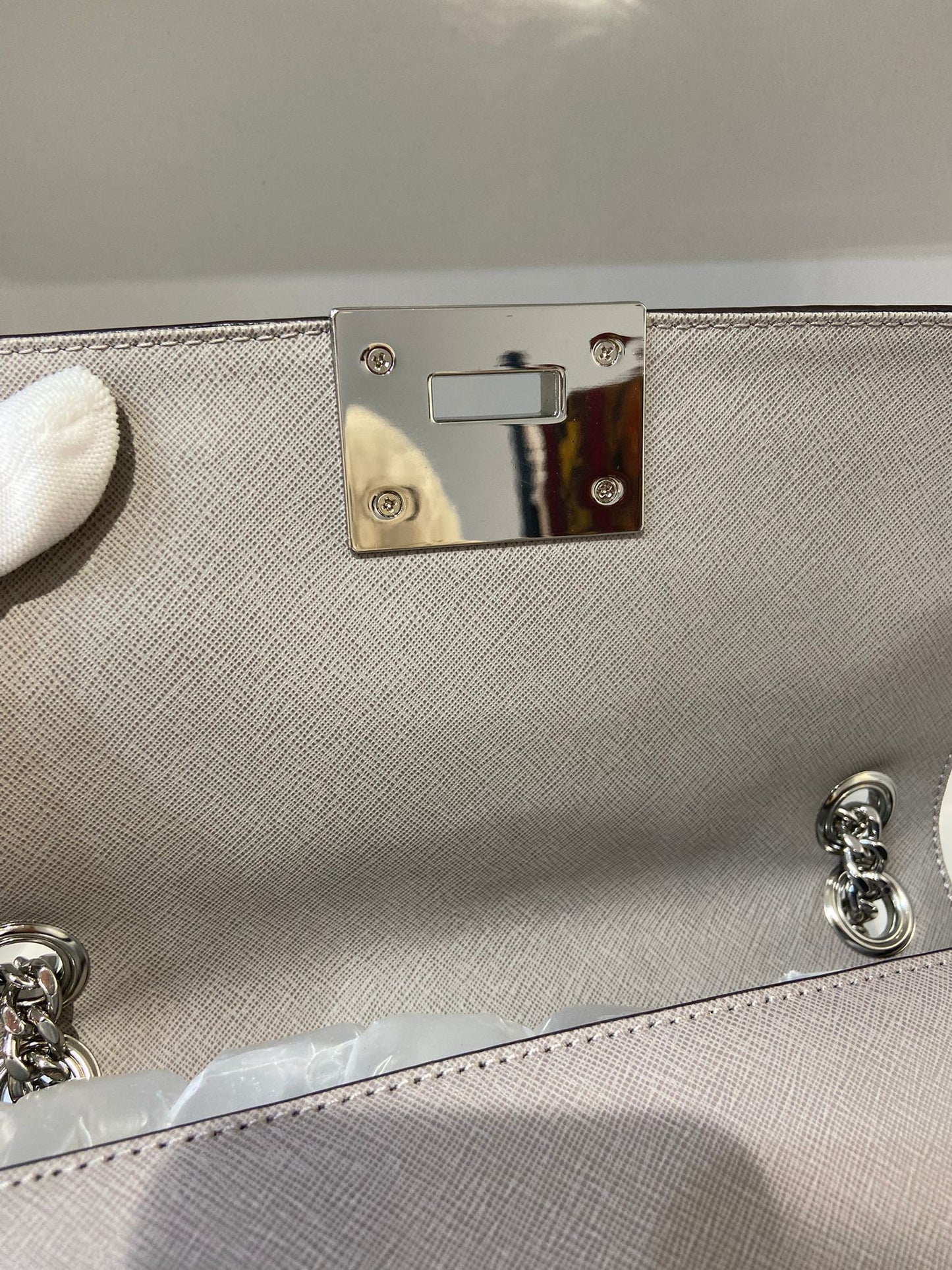 Michael kors 灰色鏈條包