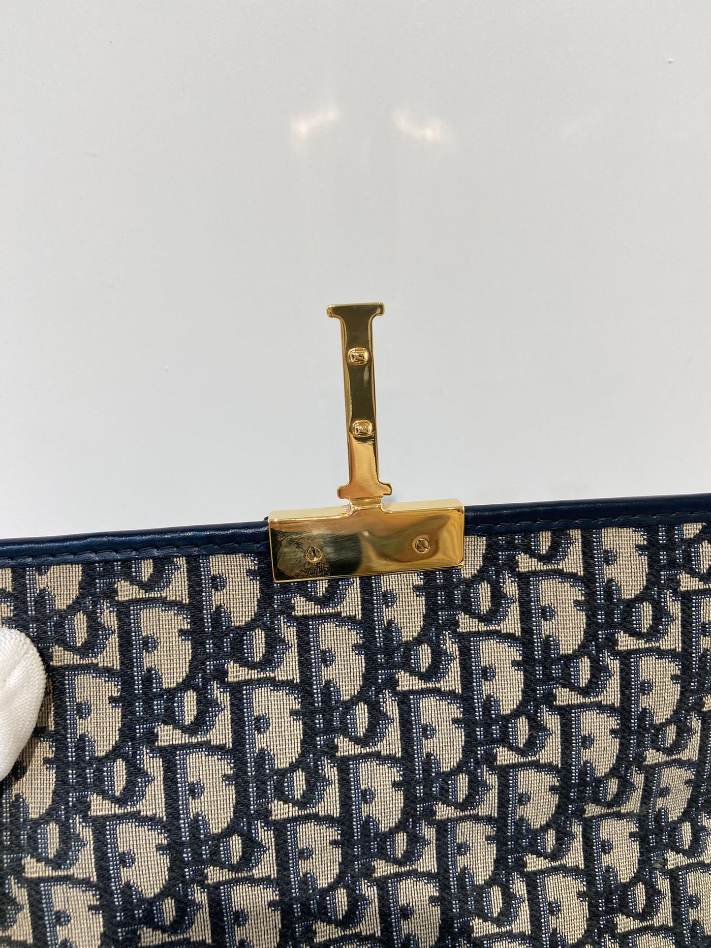 Dior Montaigne 30