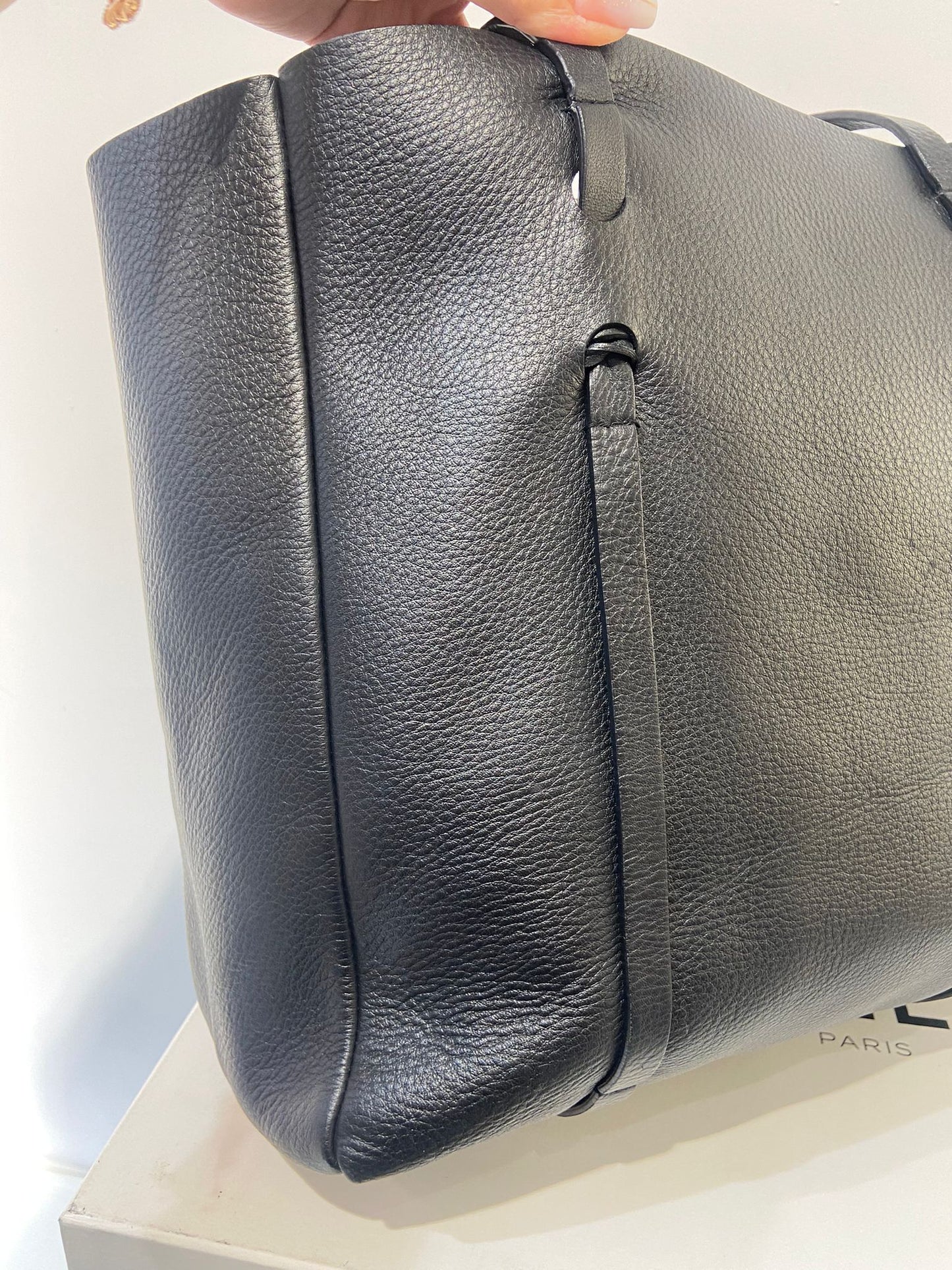 Balenciaga everyday tote