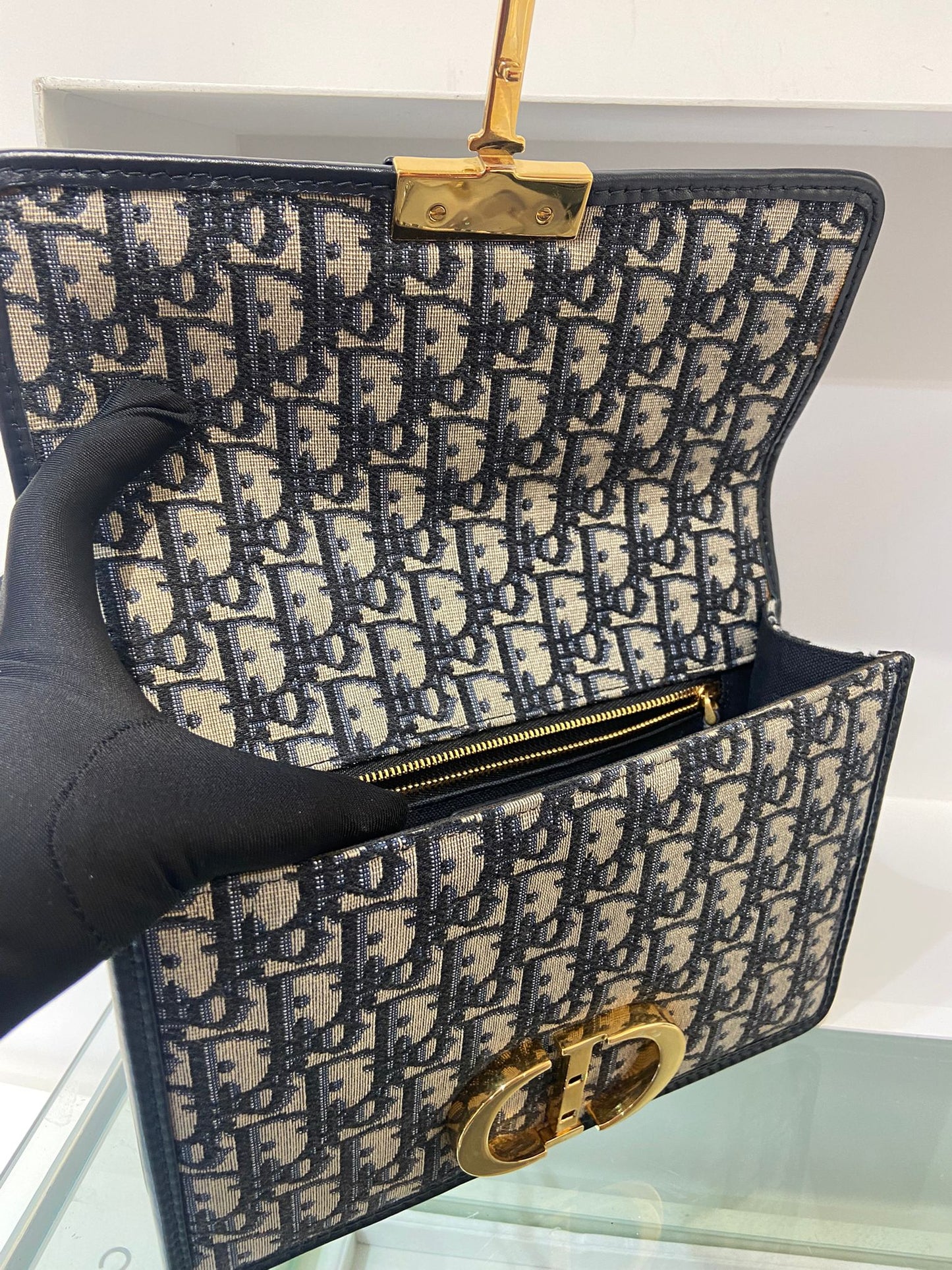 Dior Montaigne 30