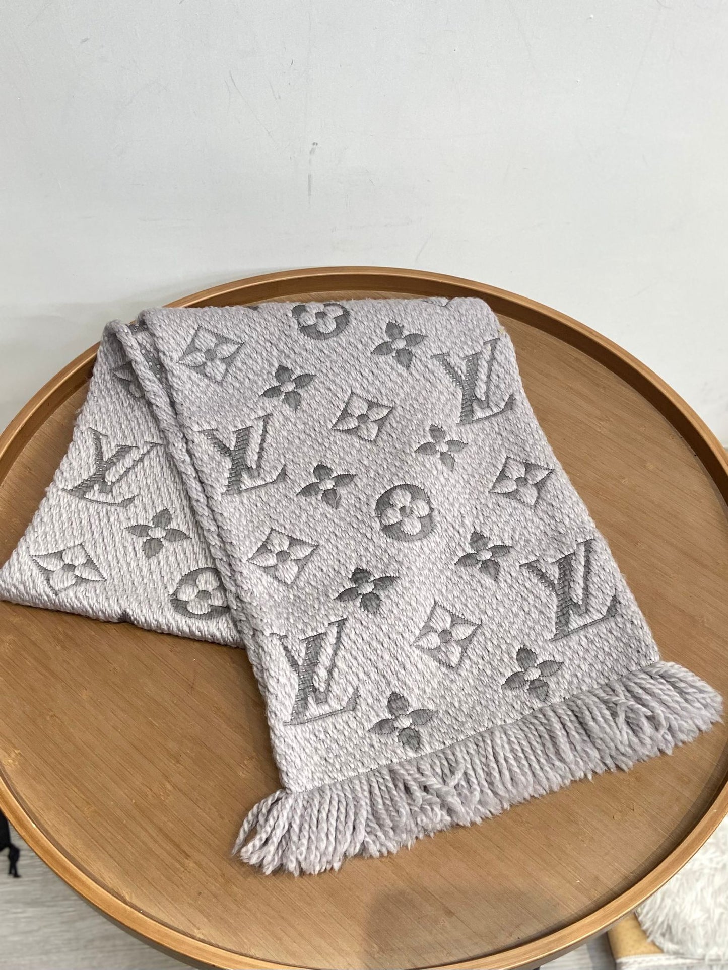 LV logomania scarf M74742