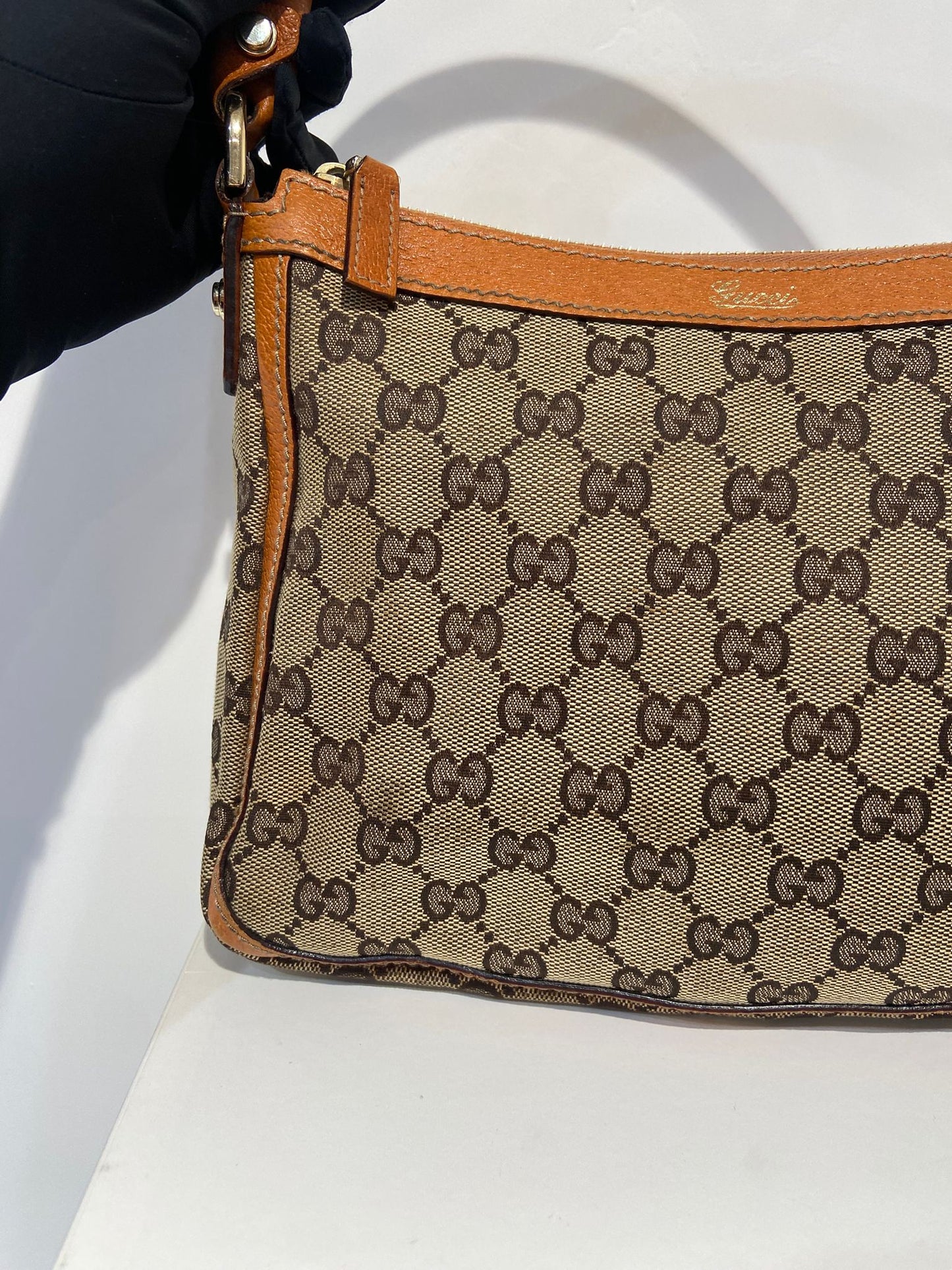 Gucci hobo bag monogram
