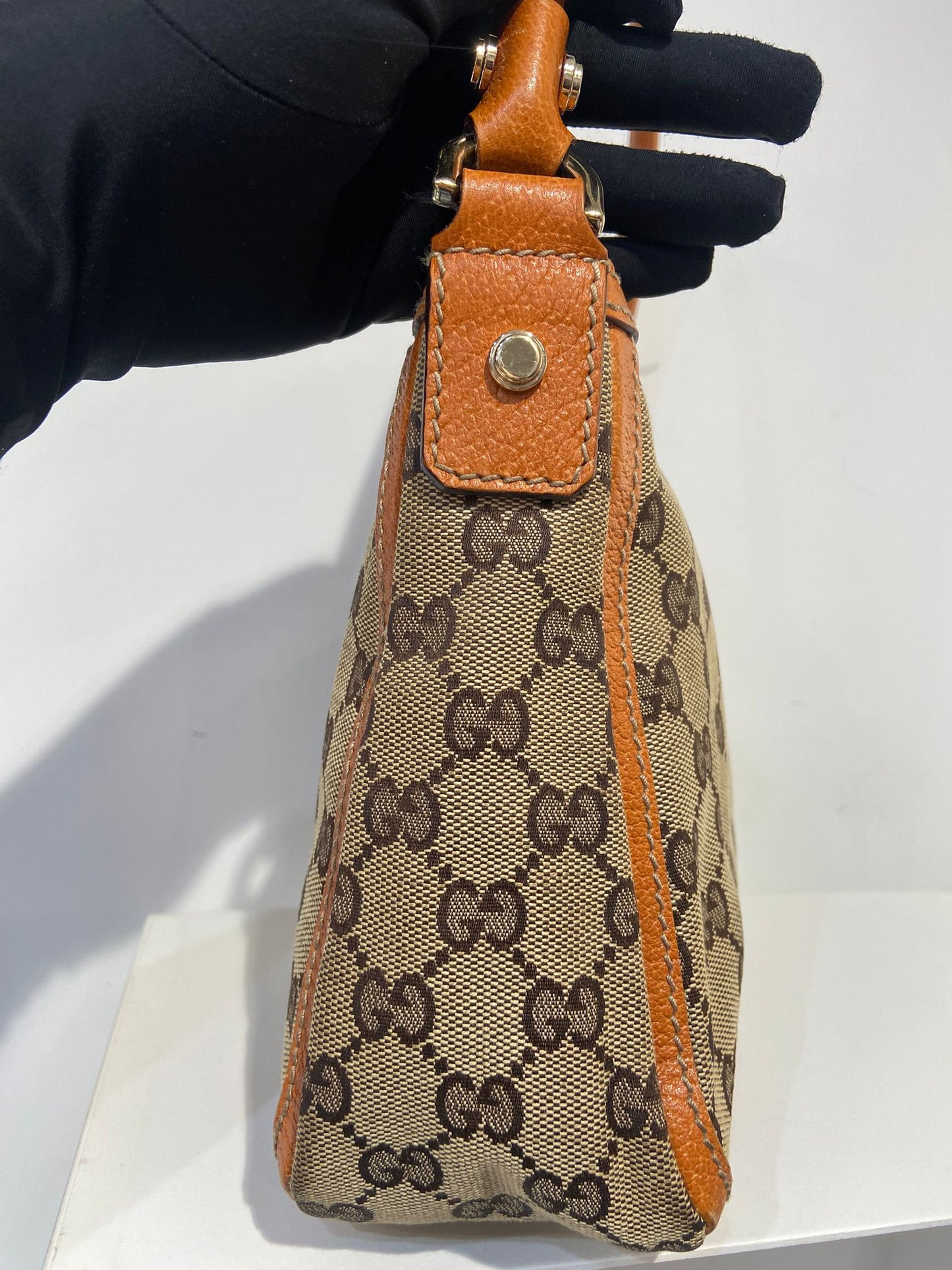 Gucci hobo bag monogram