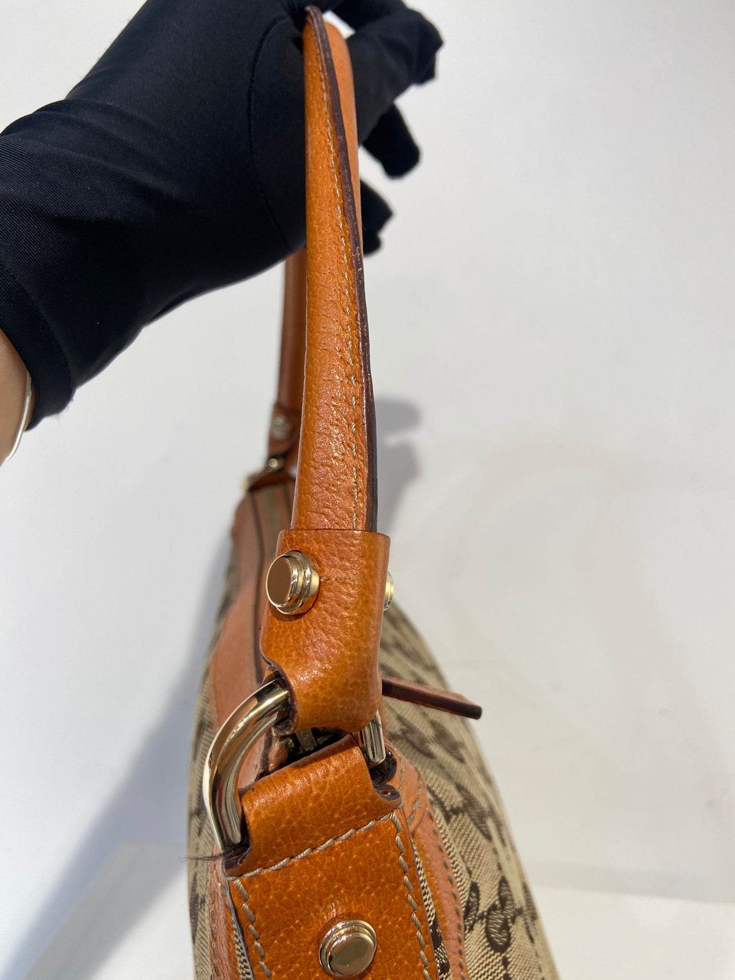 Gucci hobo bag monogram
