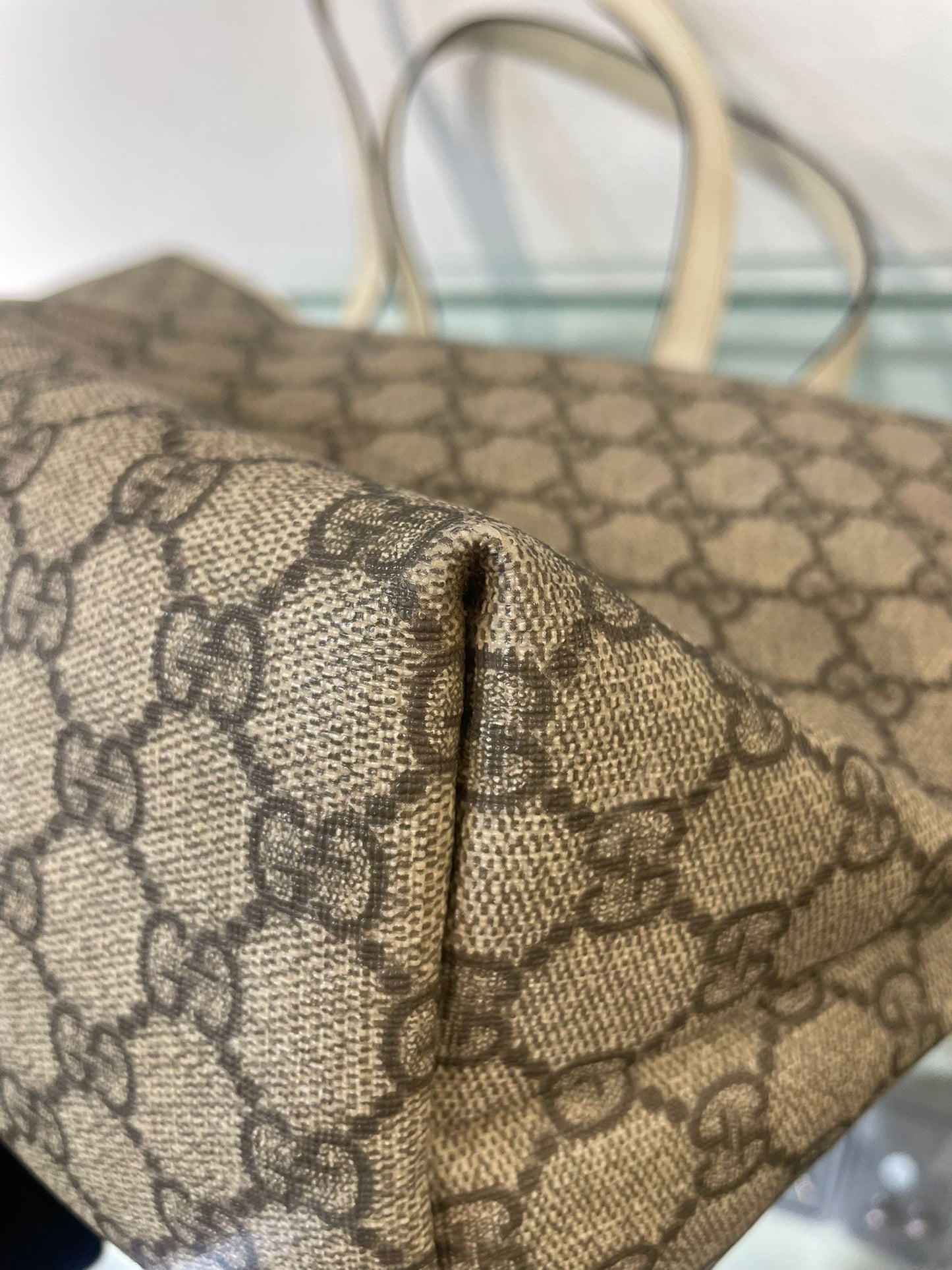 Gucci tote bag monogram