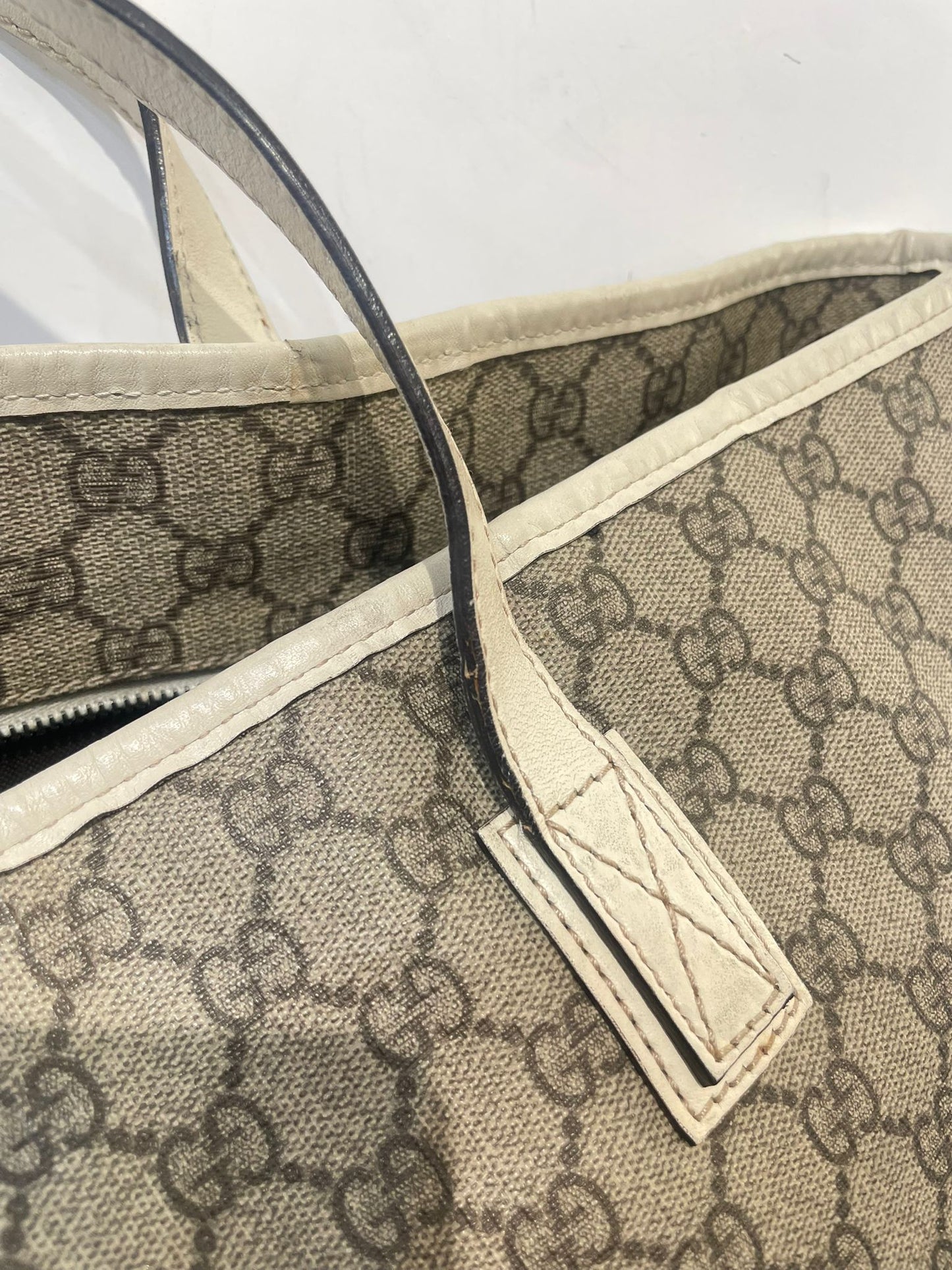 Gucci tote bag monogram
