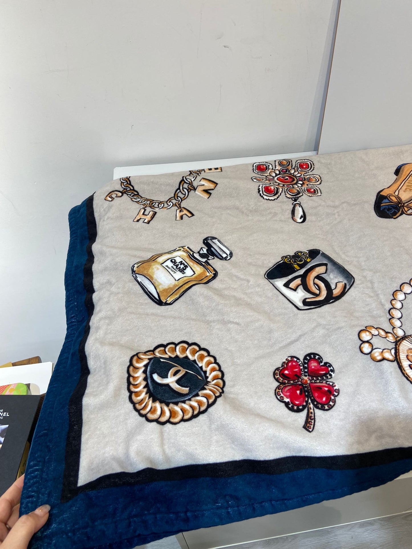 CHANEL beach set towel and bag