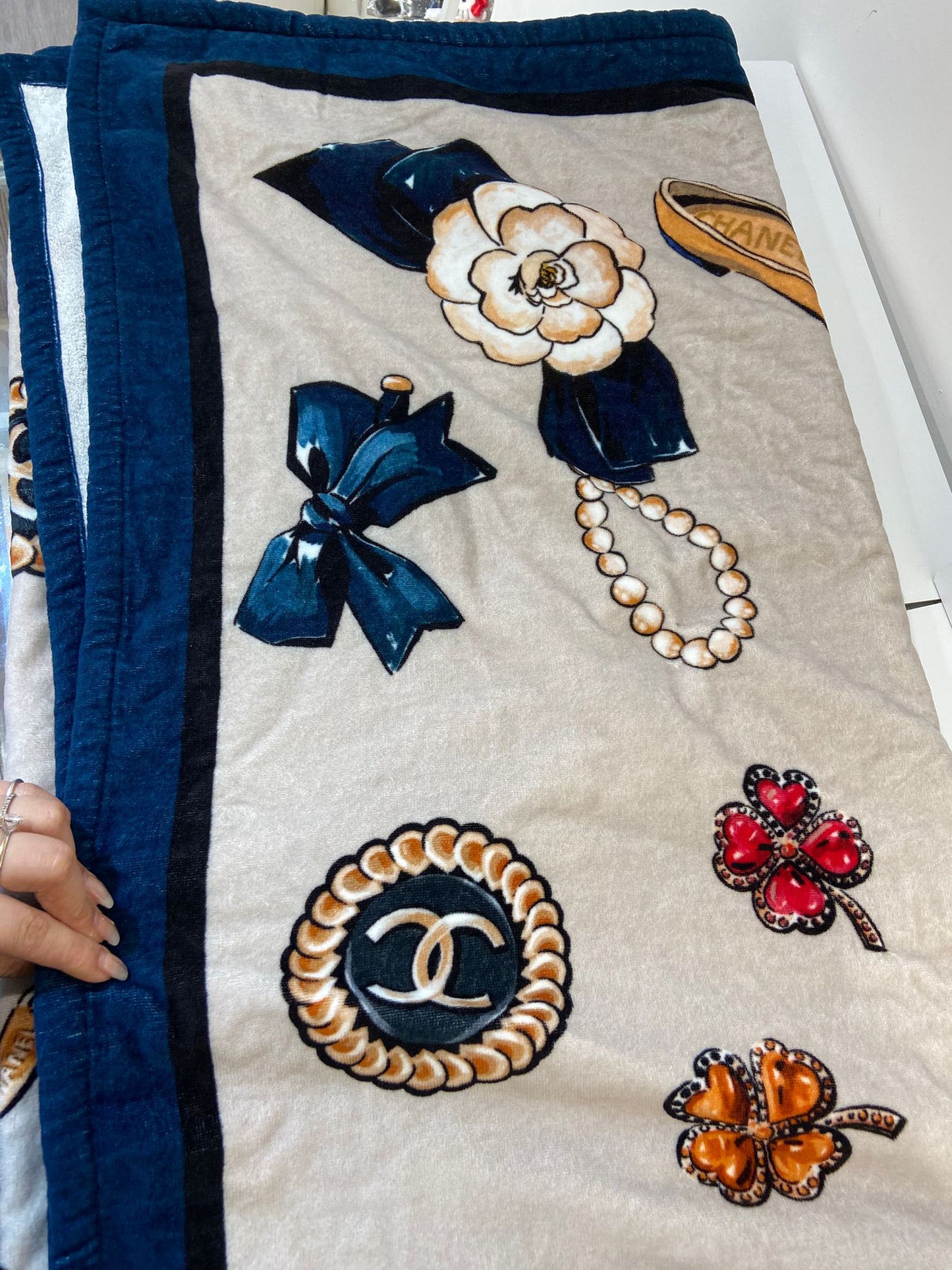 CHANEL beach set towel and bag