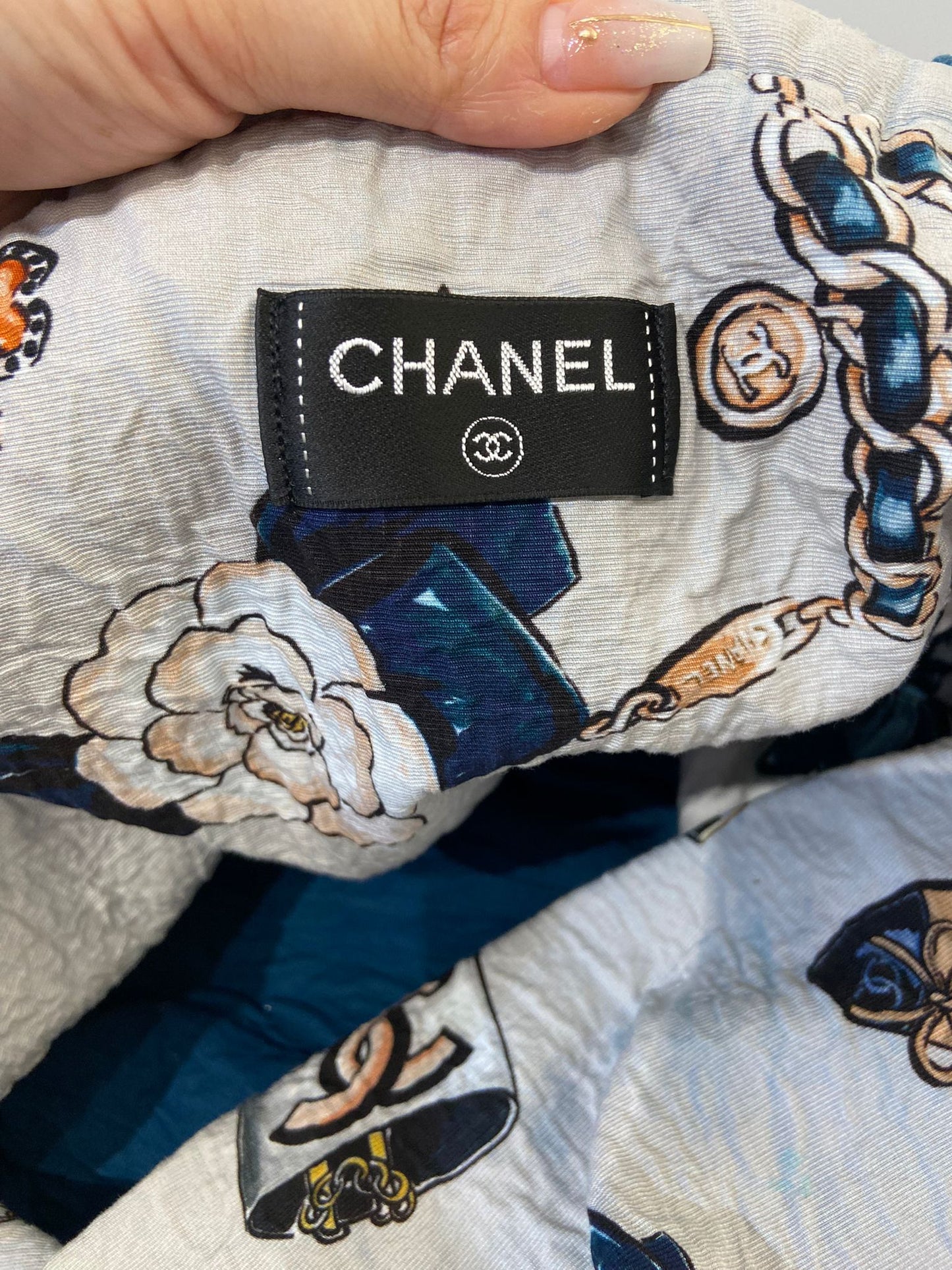 CHANEL beach set towel and bag
