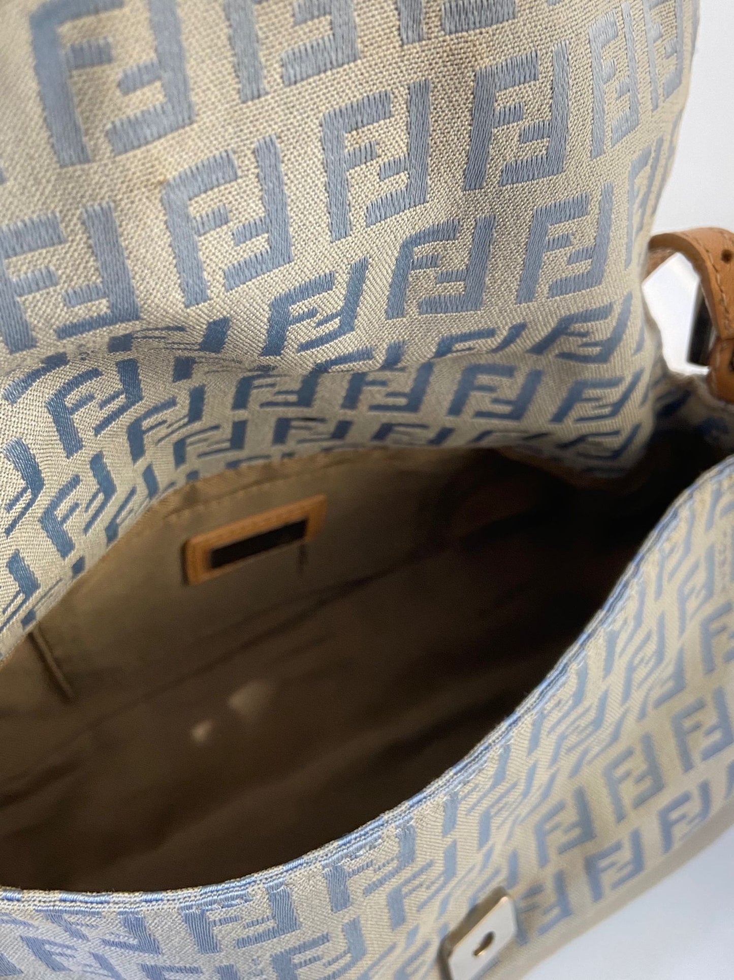 Fendi zucchino baguette light blue