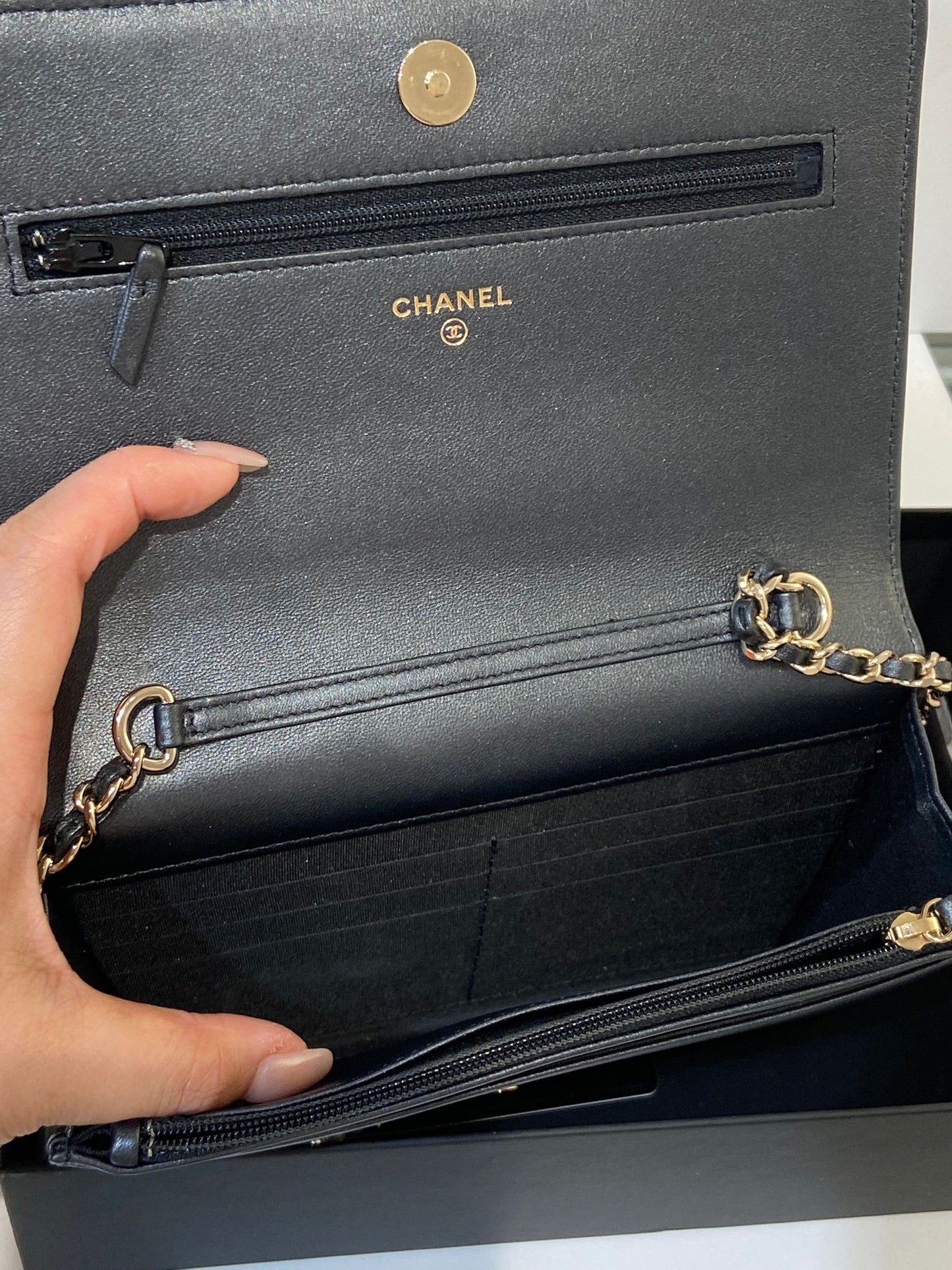 CHANEL WOC pearl chain