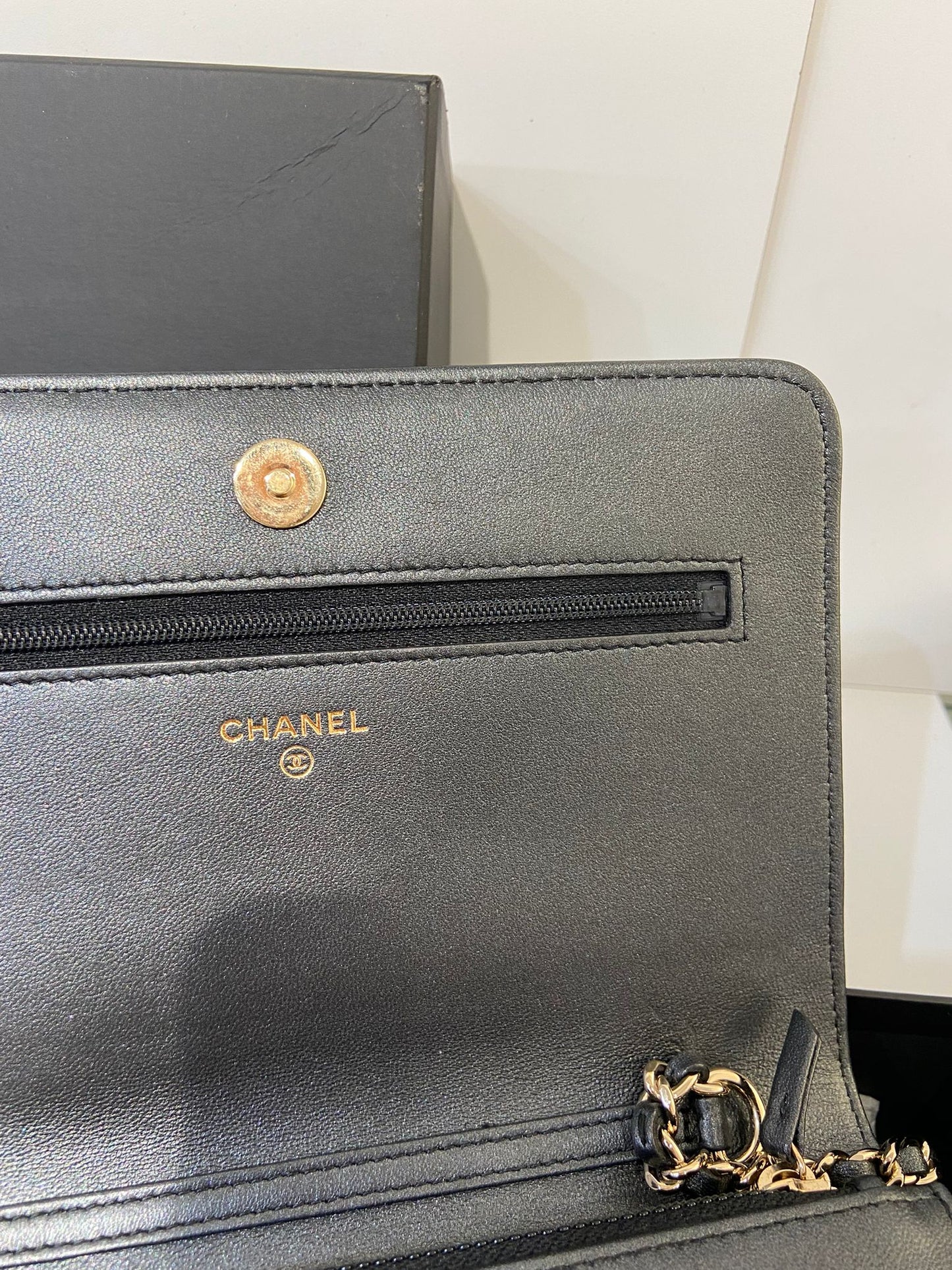 CHANEL WOC pearl chain