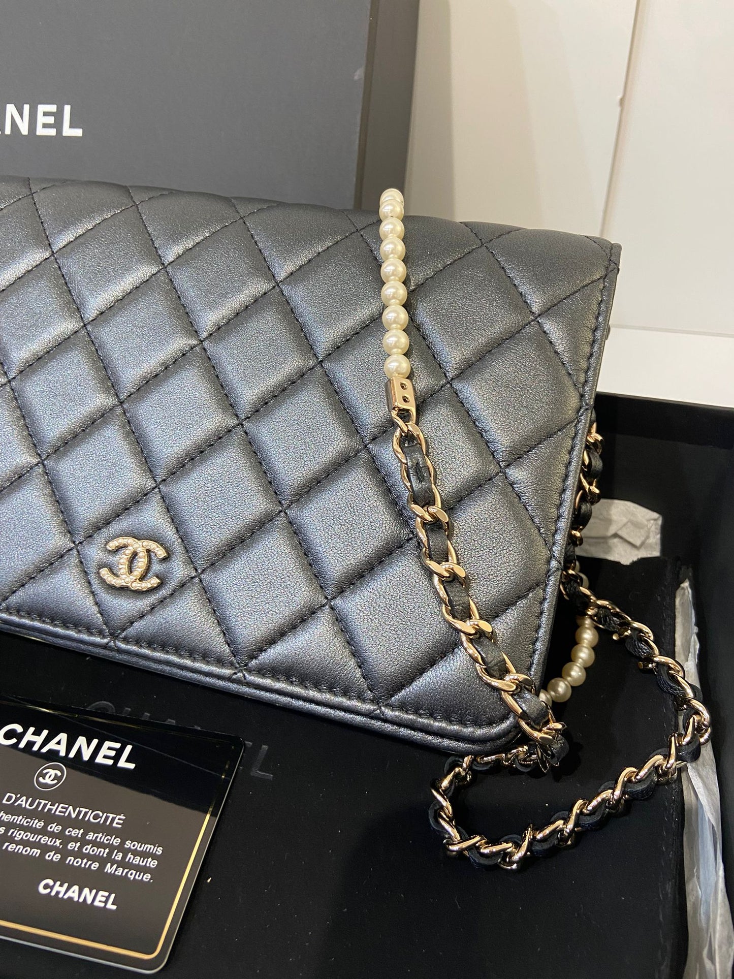 CHANEL WOC pearl chain