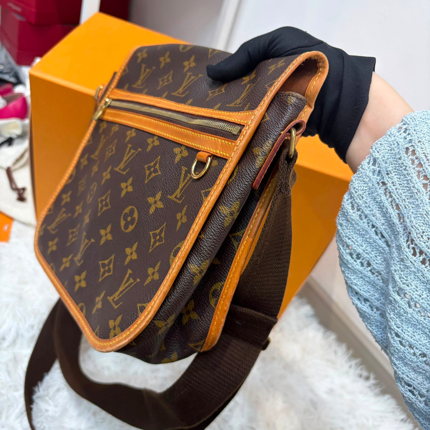 LV MESSENGER BOSHORE PM M40106