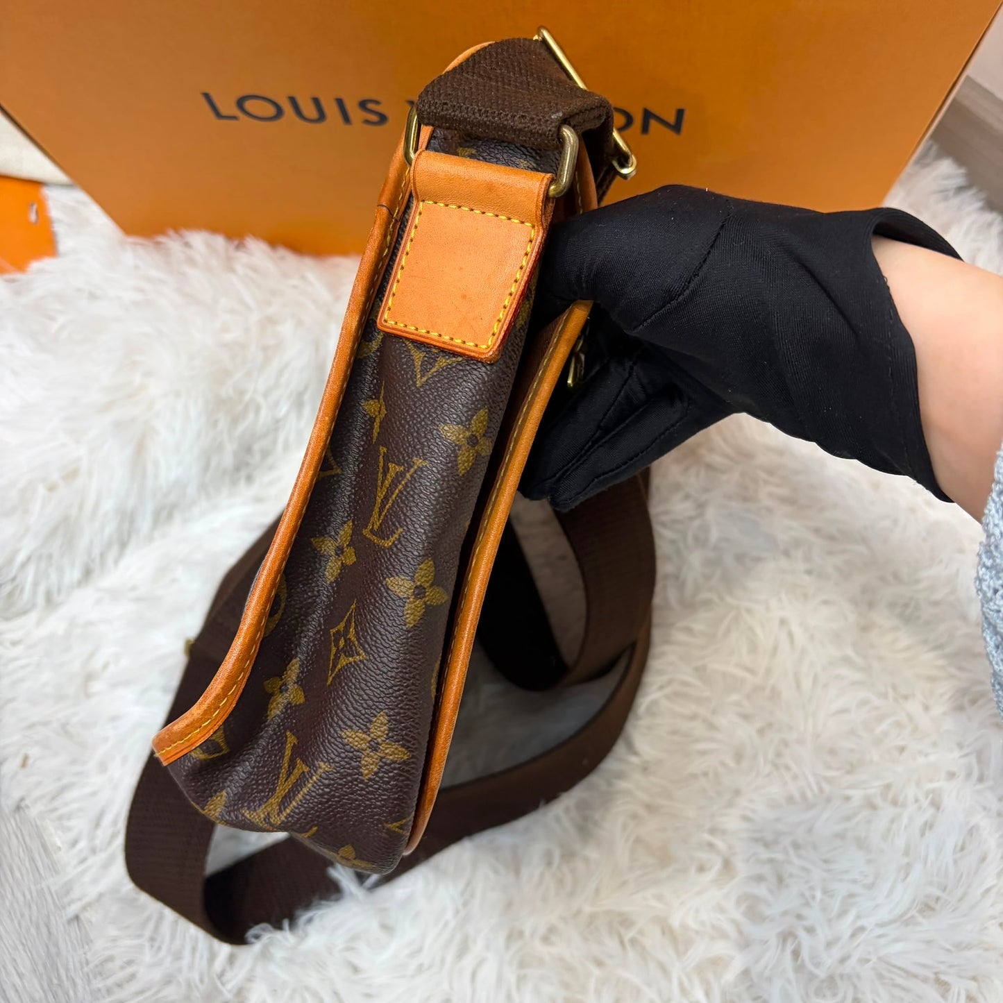 LV MESSENGER BOSHORE PM M40106