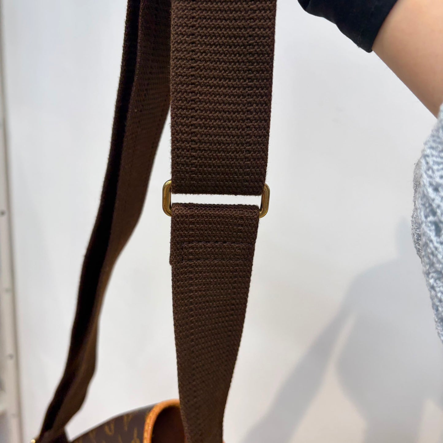 LV MESSENGER BOSHORE PM M40106