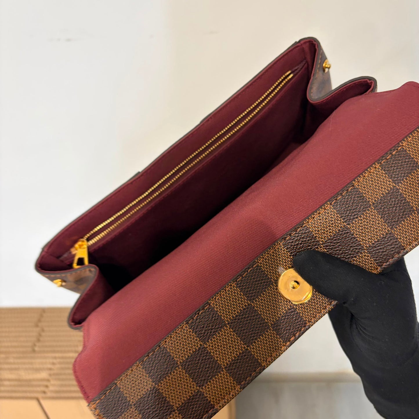 LV Bond Street N41069