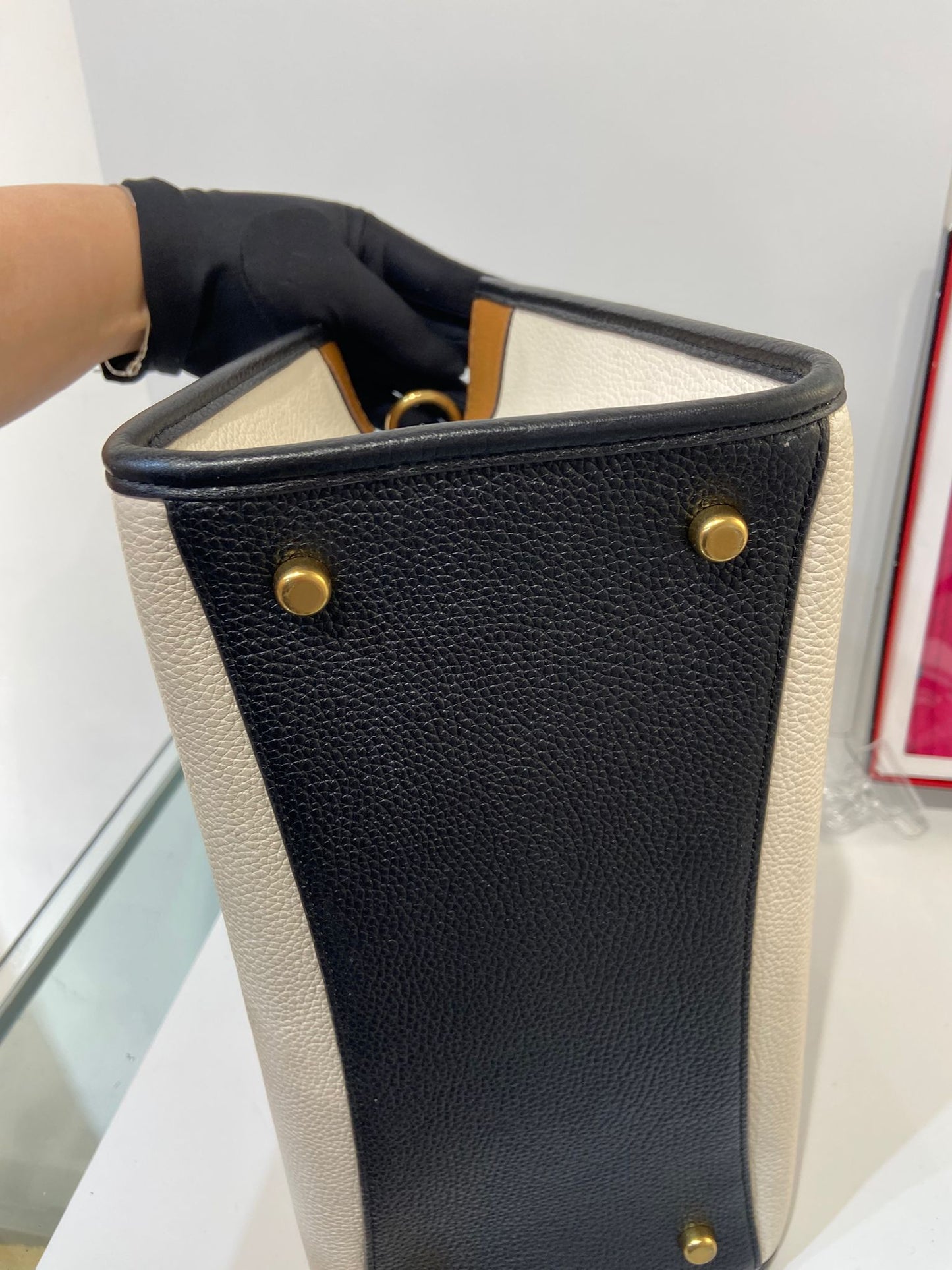 Coach Field tote 30