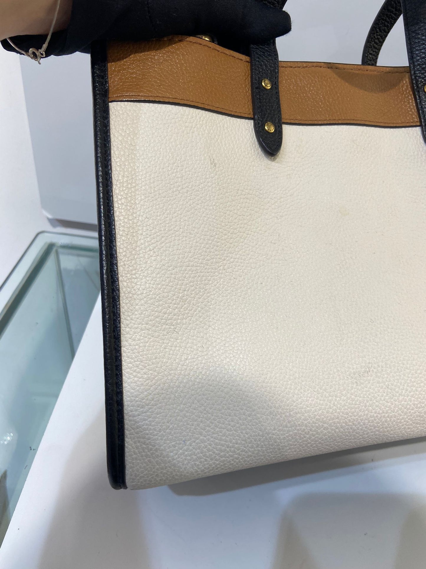 Coach Field tote 30