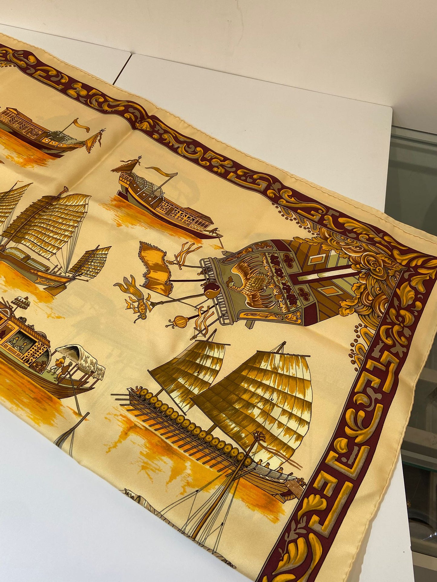 Hermès Jonques et Sampans 90x90 scarf