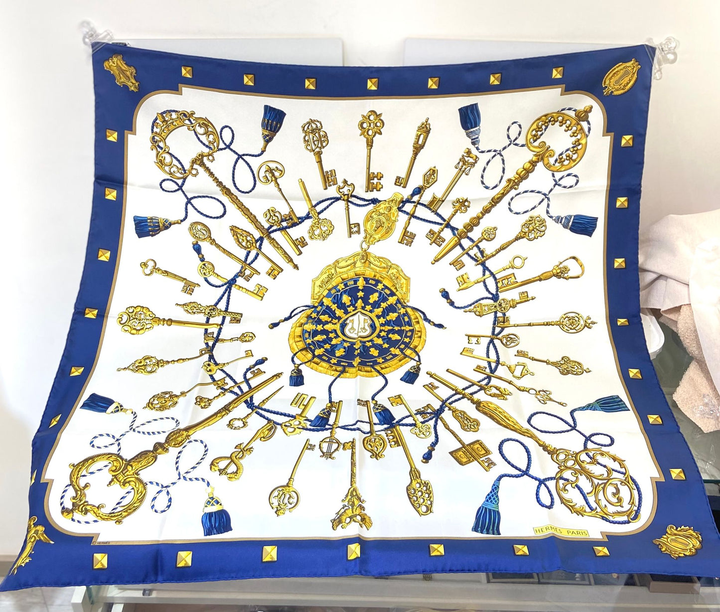 Hermès Les Clés 90x90 scarf