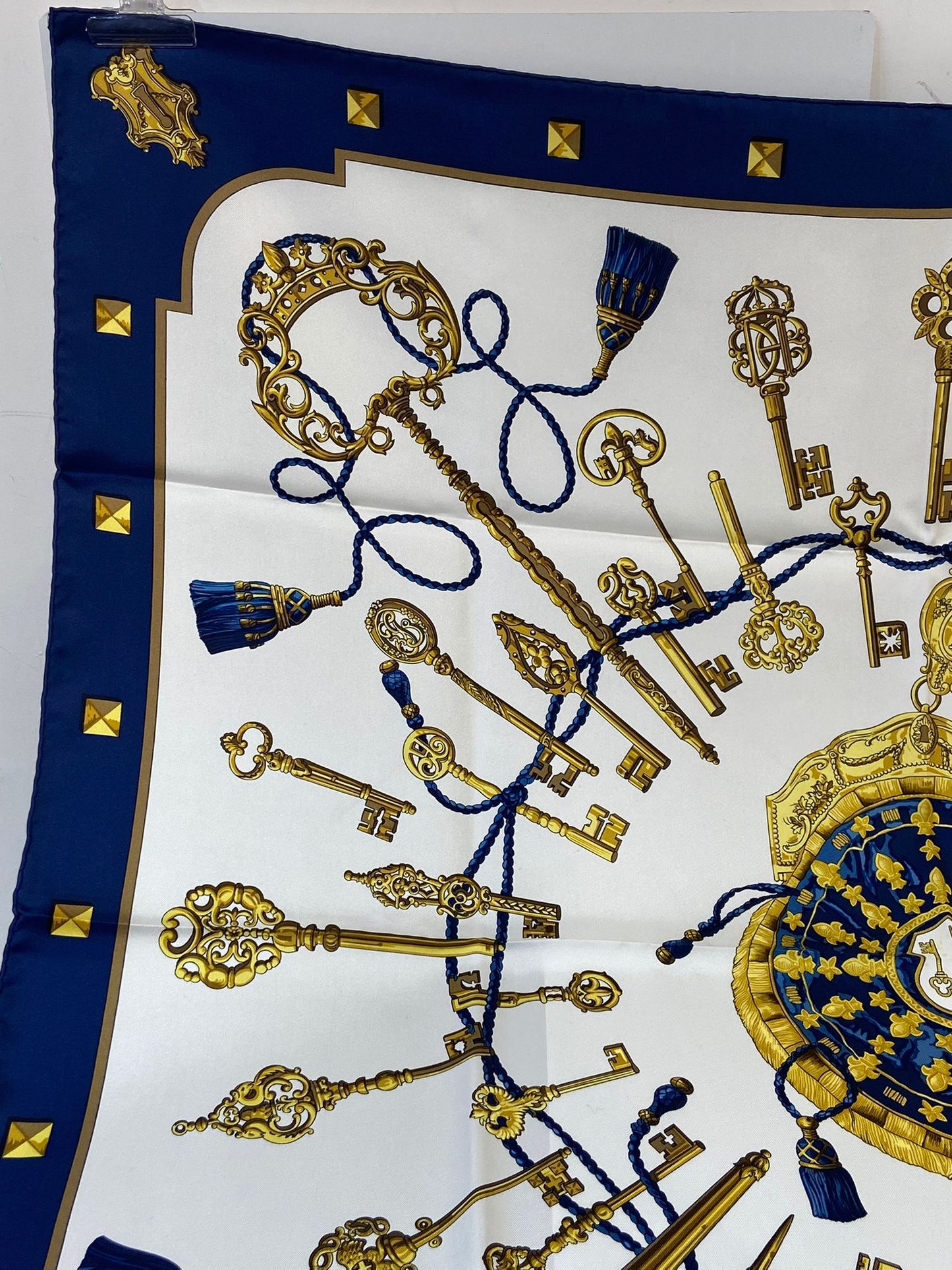 Hermès Les Clés 90x90 scarf