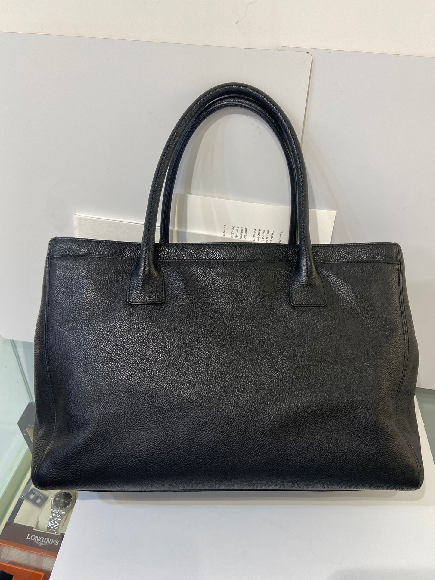 CHANEL exclutive cert tote