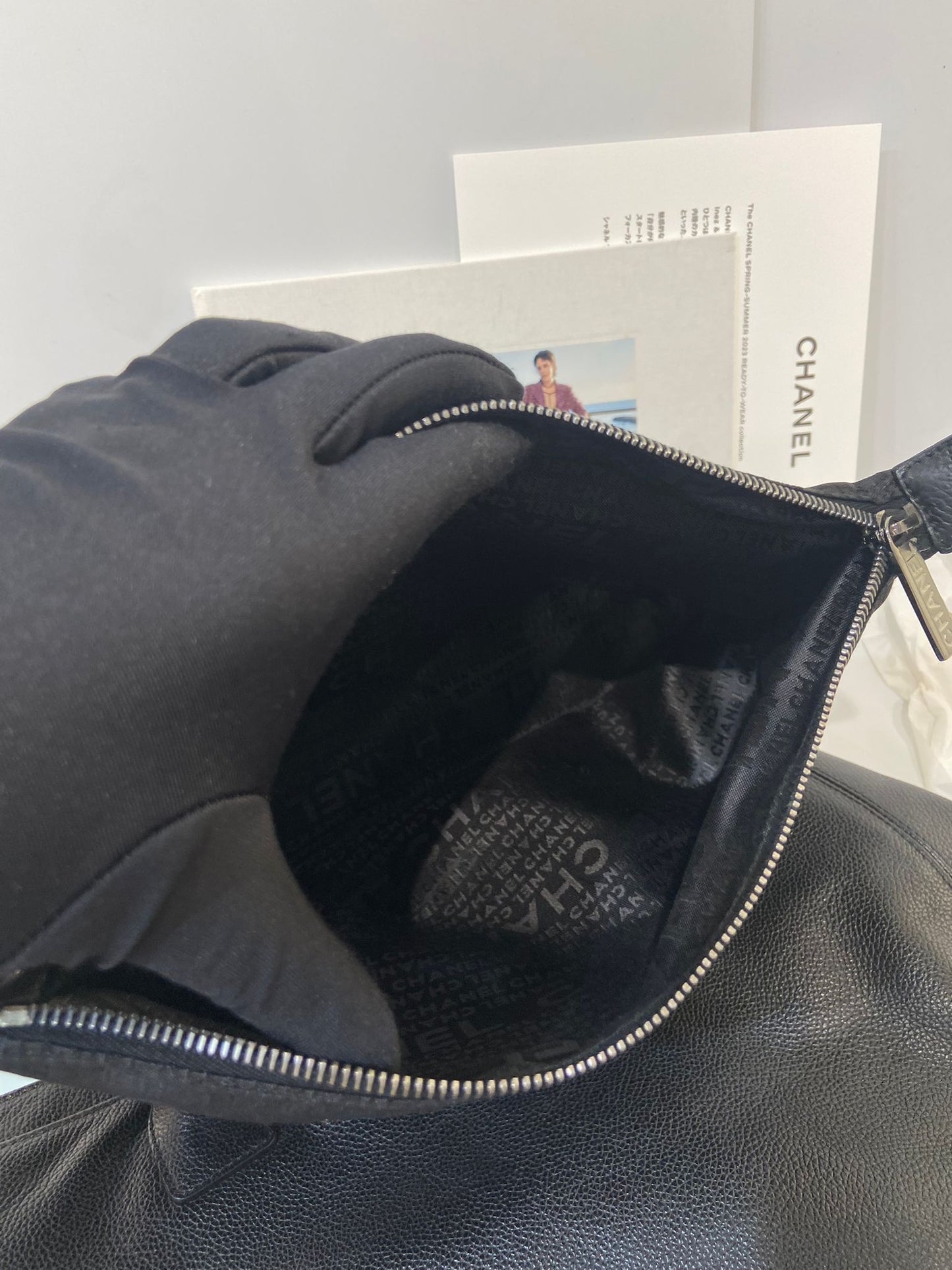 CHANEL exclutive cert tote