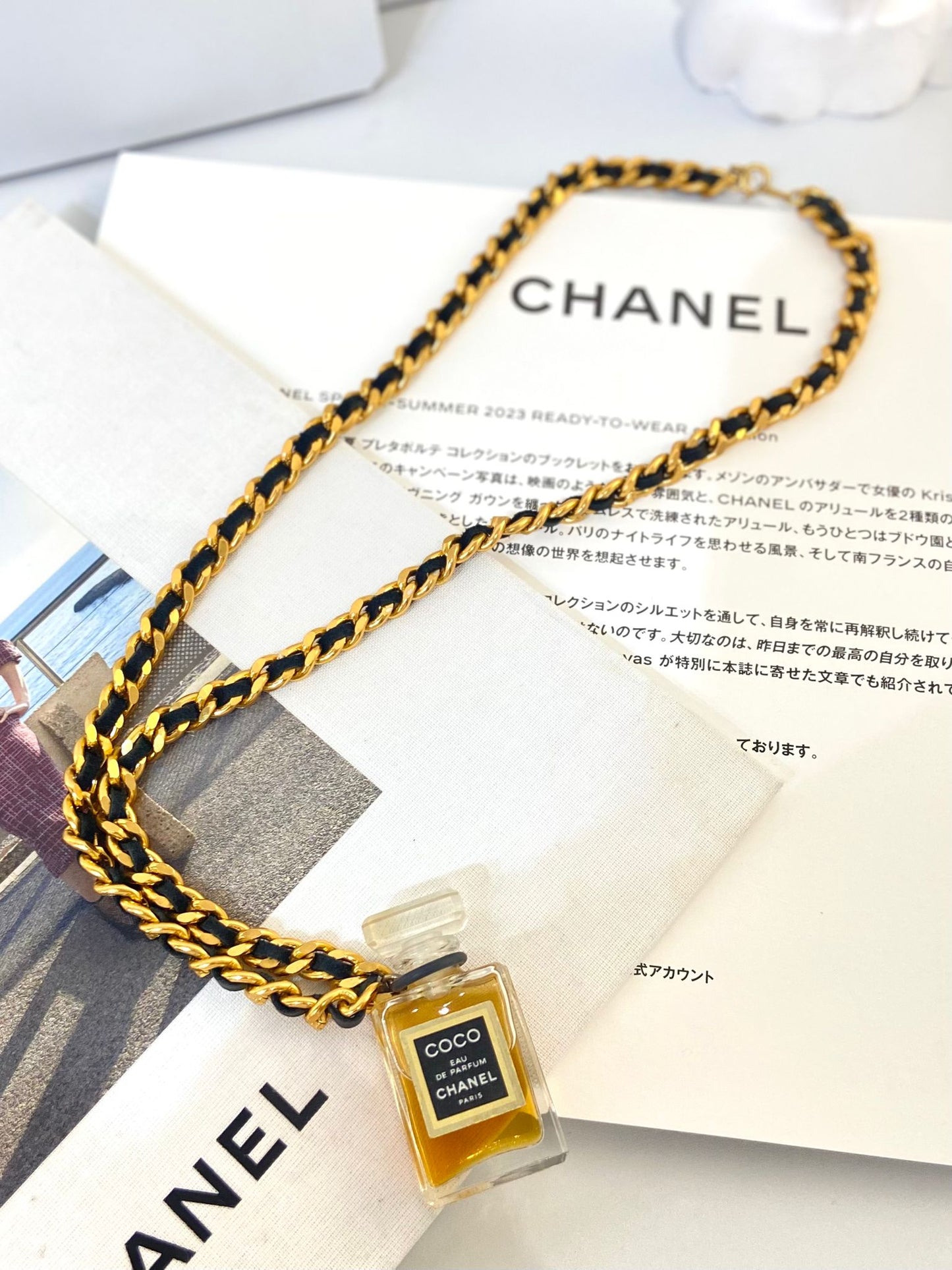 CHANEL Coco Eau de Parfum necklace