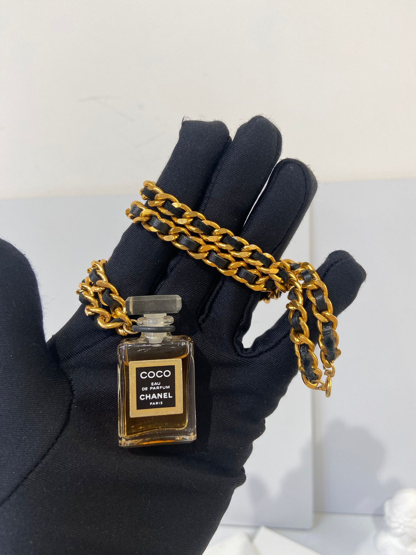 CHANEL Coco Eau de Parfum necklace