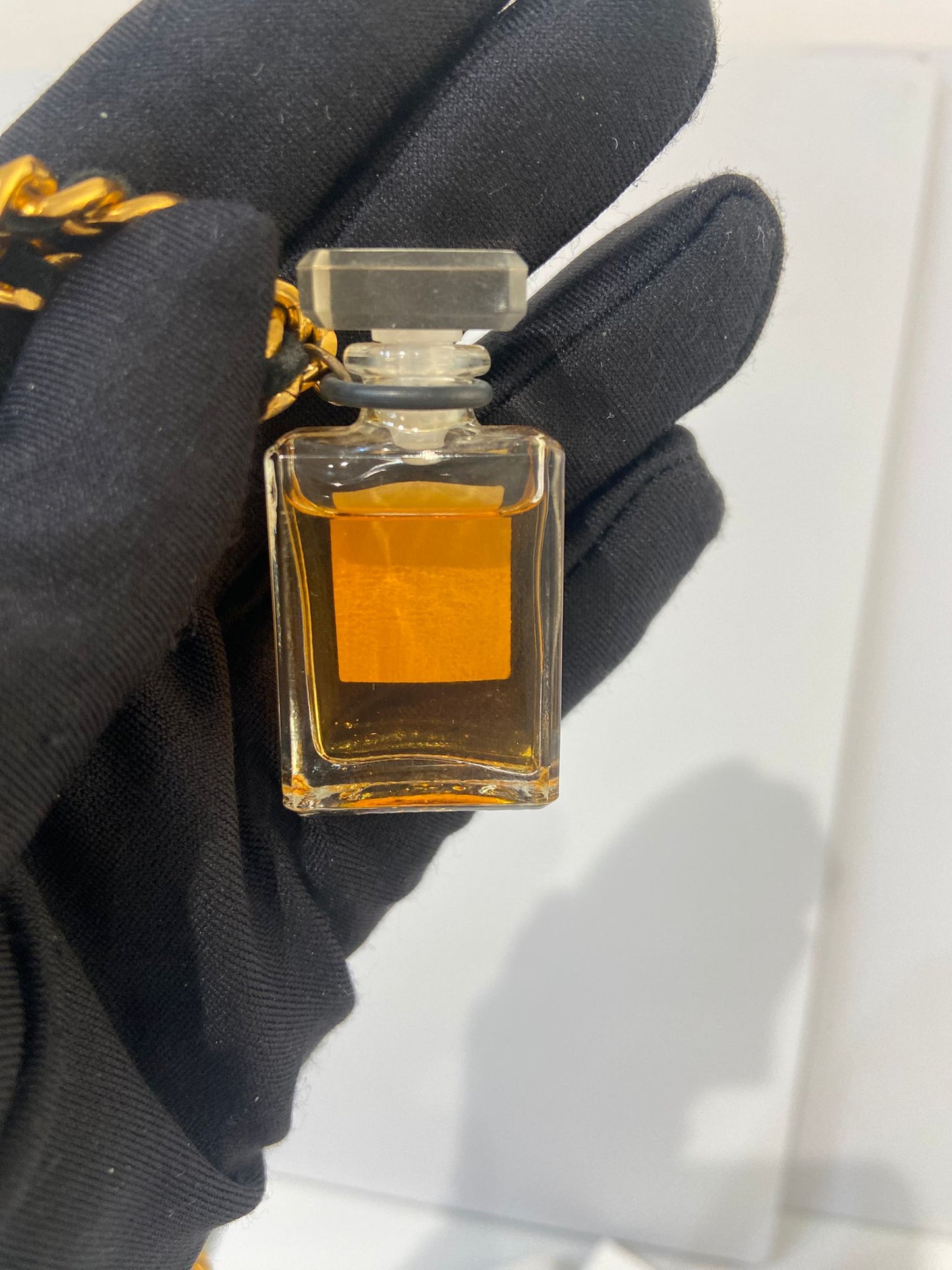 CHANEL Coco Eau de Parfum necklace