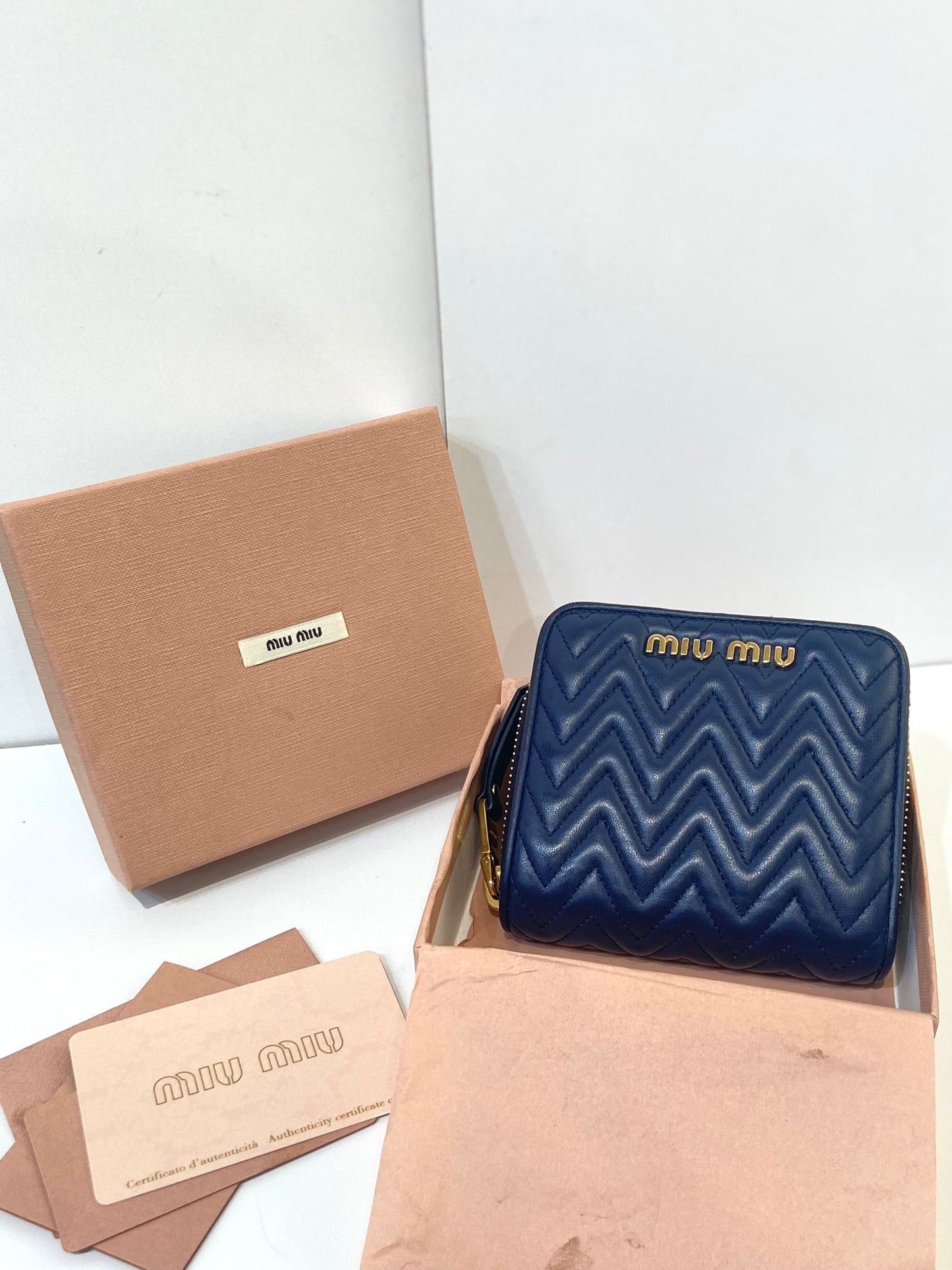 miumiu nappa Impunture wallet